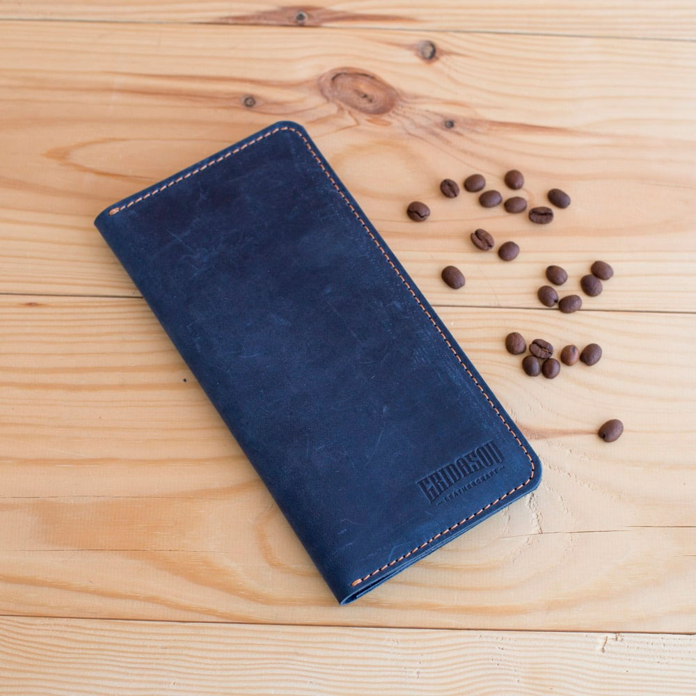Кошелек Gridasov Leathercraft модель Lincoln из натуральной кожи синий (WL-014-BL)
Кошелек Gridasov Leathercraft модель Lincoln из натуральной кожи синий (WL-014-BL)