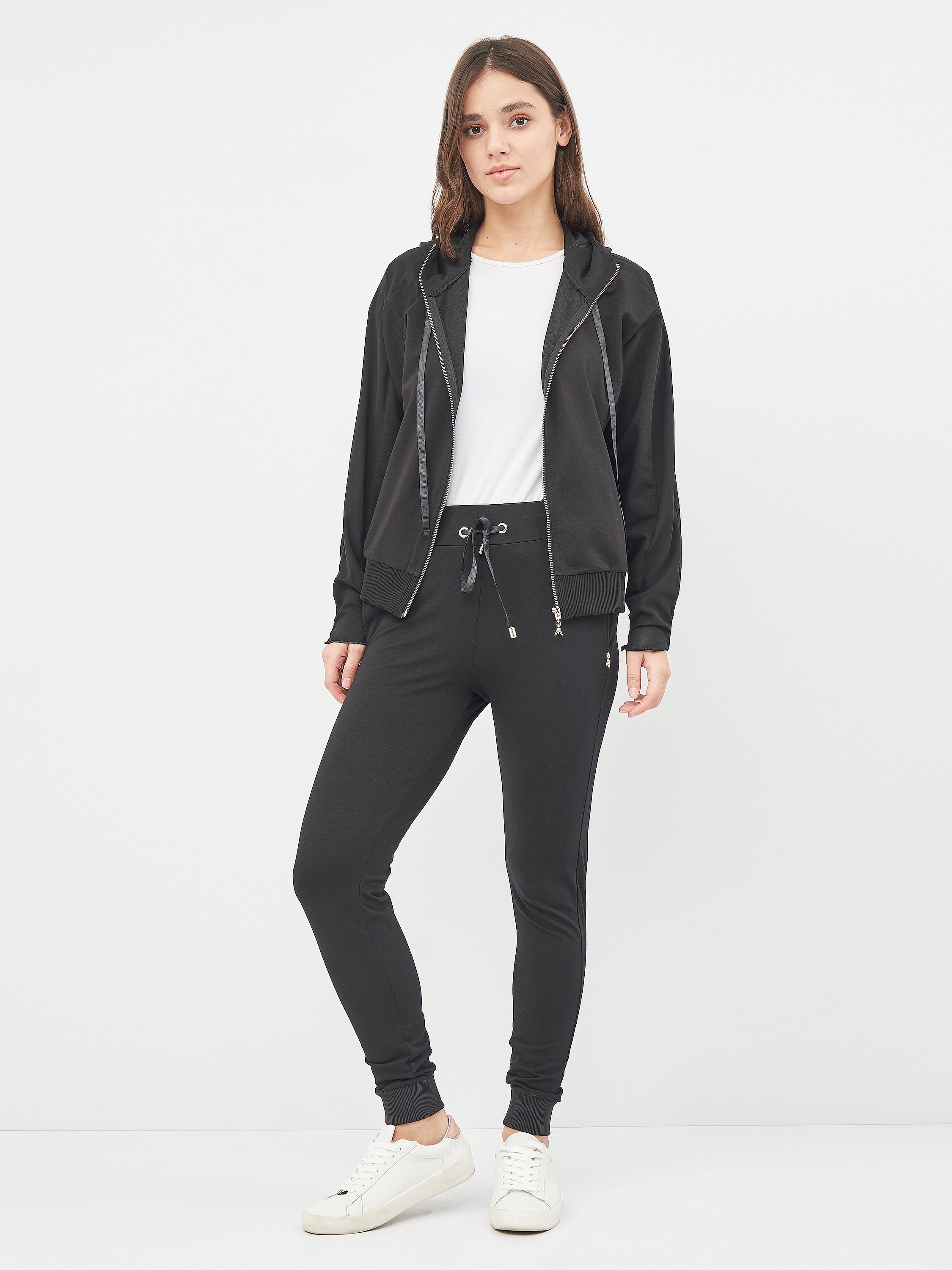 Спортивный костюм Patrizia Pepe 10148 0 (S) Черный
Спортивный костюм Patrizia Pepe 10148 0 (S) Черный