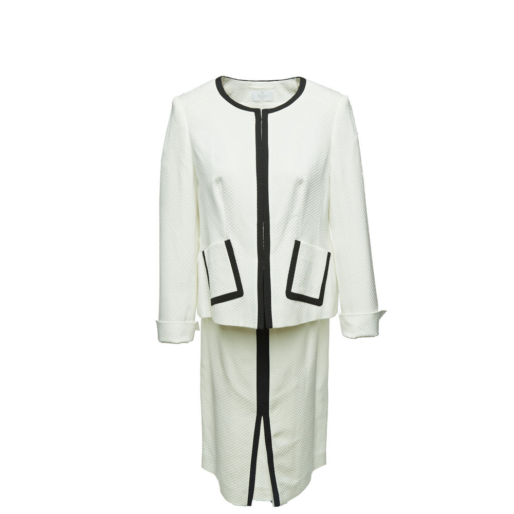 Костюм женский двойка Elegance Р2018012 M-L, Костюм женский двойка Elegance Р2018012 38 M-L
Костюм женский двойка Elegance Р2018012 M-L, Костюм женский двойка Elegance Р2018012 38 M-L