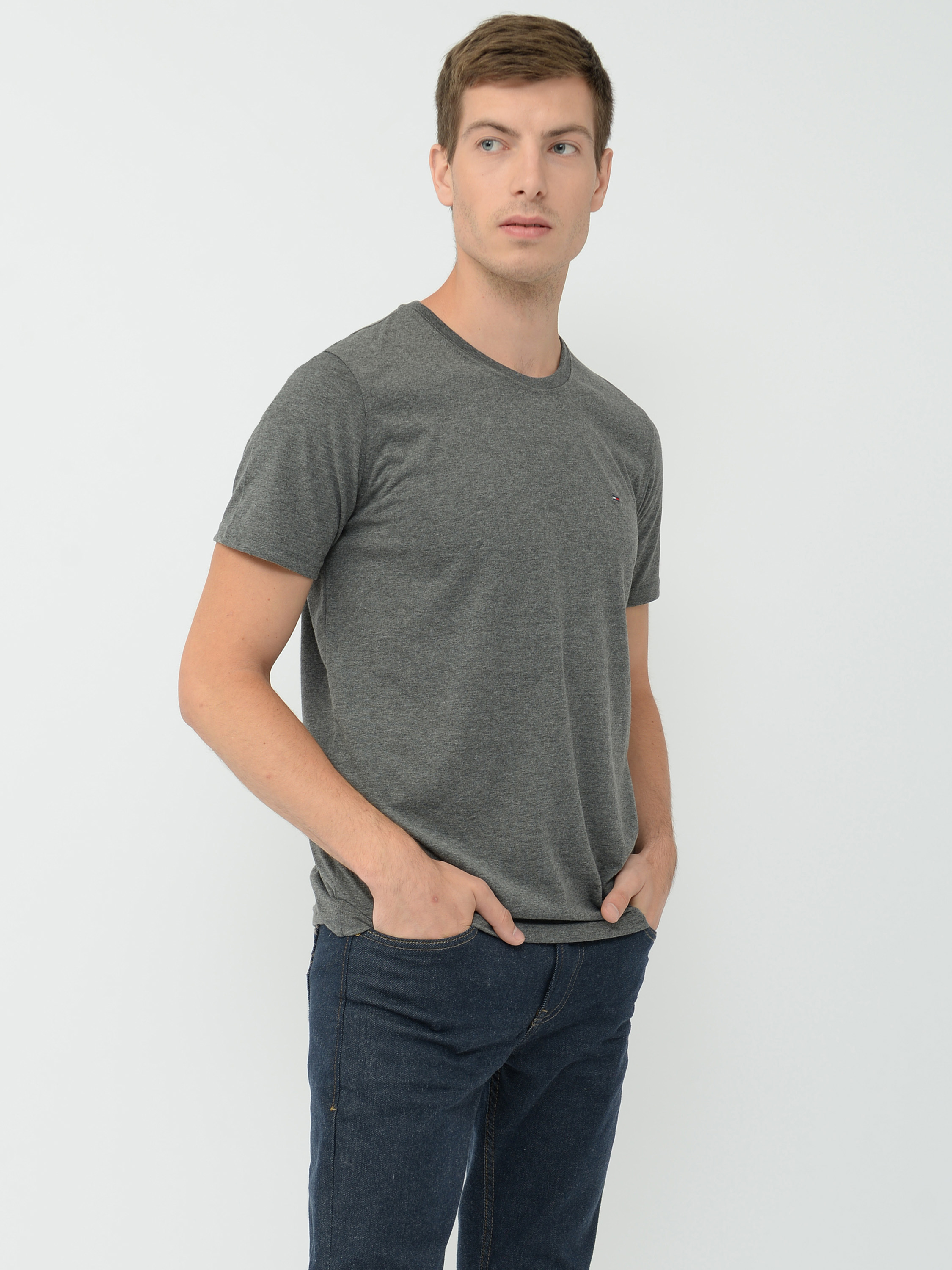 Футболка Tommy Hilfiger 10027.2 (46) Темно-серая, Футболка Tommy Hilfiger 10027.2 M (46) Темно-серая
Футболка Tommy Hilfiger 10027.2 (46) Темно-серая, Футболка Tommy Hilfiger 10027.2 M (46) Темно-серая