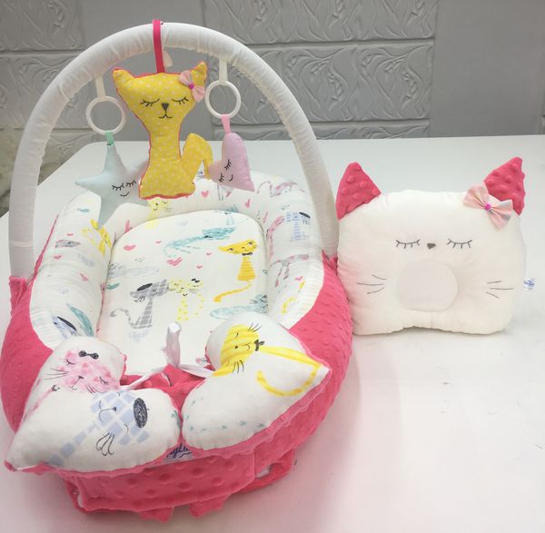 Кокон гнездышко для новорожденных Happy Luna Кошечка с держателем для игрушек и ортопедической подушкой 0110
Кокон гнездышко для новорожденных Happy Luna Кошечка с держателем для игрушек и ортопедической подушкой 0110