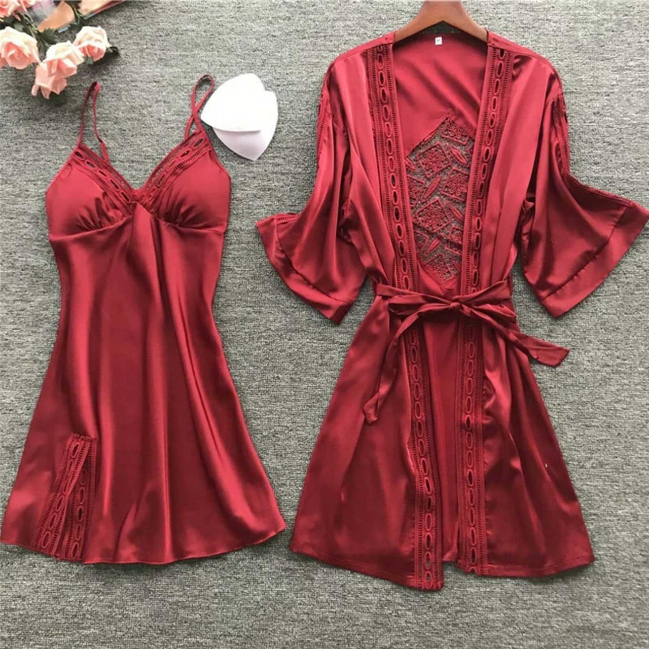 Женский комплект Vero Moda атласный халат и ночная рубашка бордовый (1176-red, Женский комплект Vero Moda атласный халат и ночная рубашка бордовый 44 (1176-red-44)
Женский комплект Vero Moda атласный халат и ночная рубашка бордовый (1176-red, Женский комплект Vero Moda атласный халат и ночная рубашка бордовый 44 (1176-red-44)