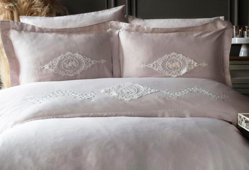 Комплект постельного белья Pupilla Florya Lila (евро), сатин
Комплект постельного белья Pupilla Florya Lila (евро), сатин