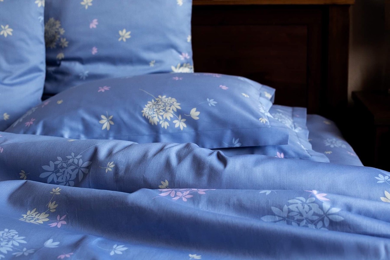 Комплект постельного белья Sleeper Set Сатин Bilbao Morning 145x210x2 (SS-BM-2,5)
Комплект постельного белья Sleeper Set Сатин Bilbao Morning 145x210x2 (SS-BM-2,5)