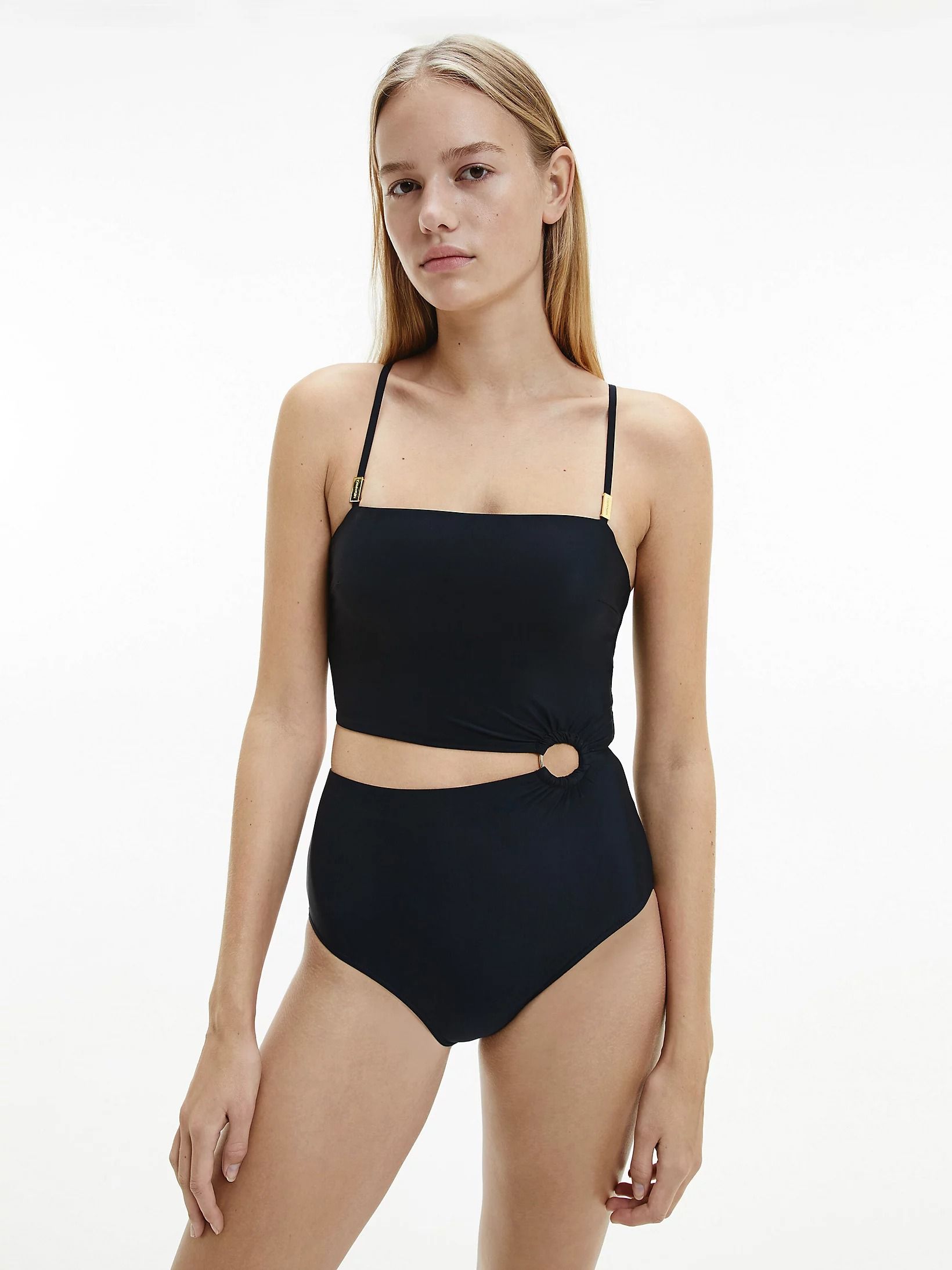 Купальник слитный женский Calvin Klein Underwear Cut Out One Piece-Rp KW0KW01381-BEH M Pvh Black
Купальник слитный женский Calvin Klein Underwear Cut Out One Piece-Rp KW0KW01381-BEH M Pvh Black