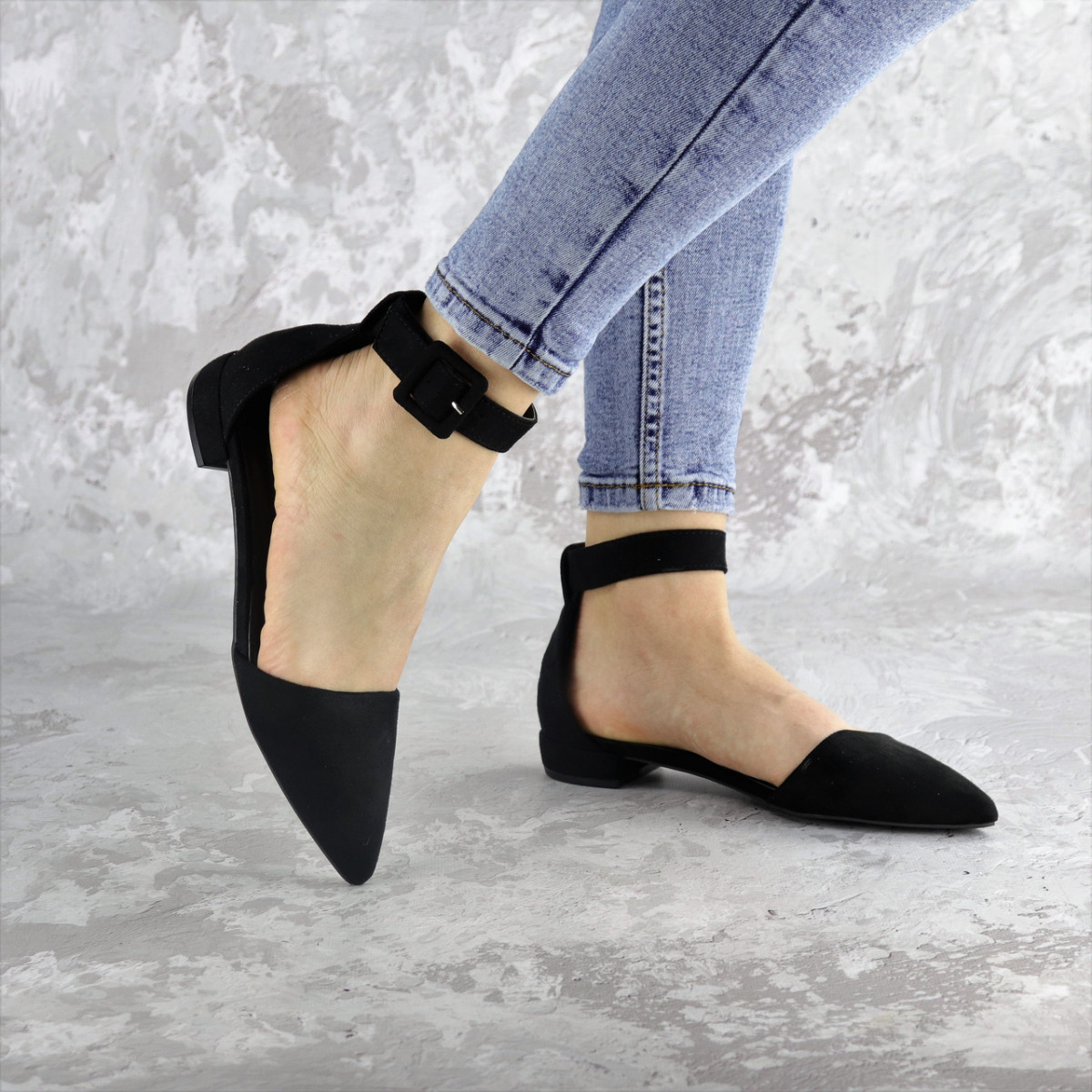 Туфли женские Fashion Zeke 2432 36 размер 23.5 см Черный 40 р 
Туфли женские Fashion Zeke 2432 36 размер 23.5 см Черный 40 р