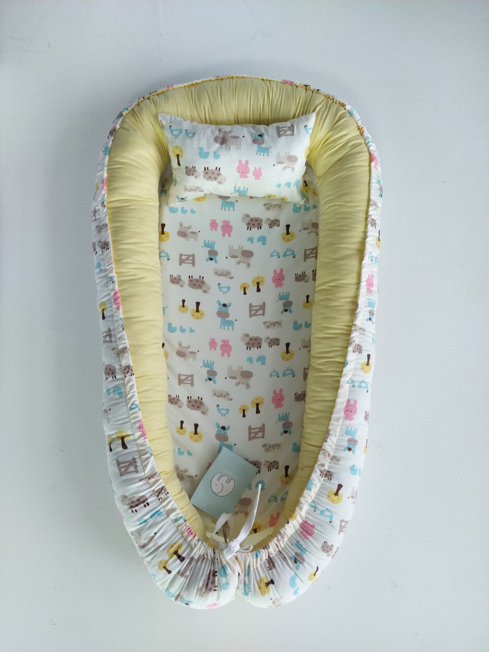 Кокон с подушкой 72х105 см из сатина желтый с зверятами из фермы, Добрый Сон, 5-05/17
Кокон с подушкой 72х105 см из сатина желтый с зверятами из фермы, Добрый Сон, 5-05/17