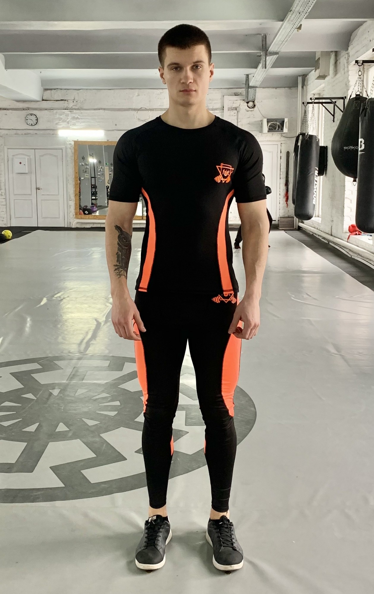 Мужской спортивный комплект (Рашгард+тайтсы) Armm O-black 2.0 FitU S Черный 000151403
Мужской спортивный комплект (Рашгард+тайтсы) Armm O-black 2.0 FitU S Черный 000151403