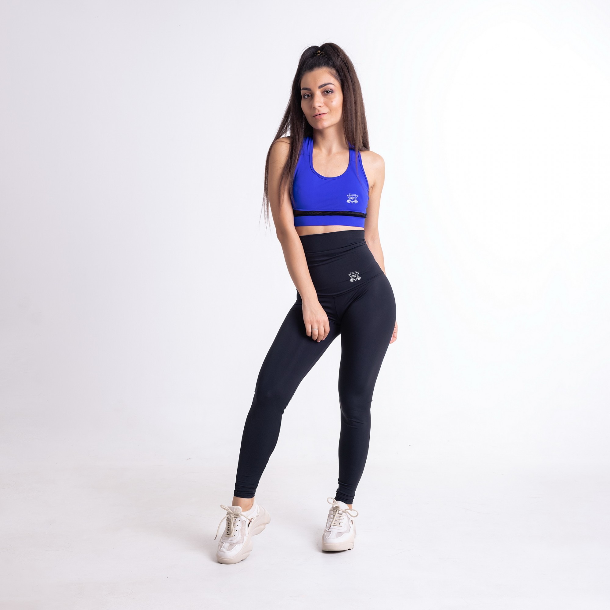 Женский спортивный костюм (Топ + леггинсы) b-black FitU S Разноцветный 000150573
Женский спортивный костюм (Топ + леггинсы) b-black FitU S Разноцветный 000150573