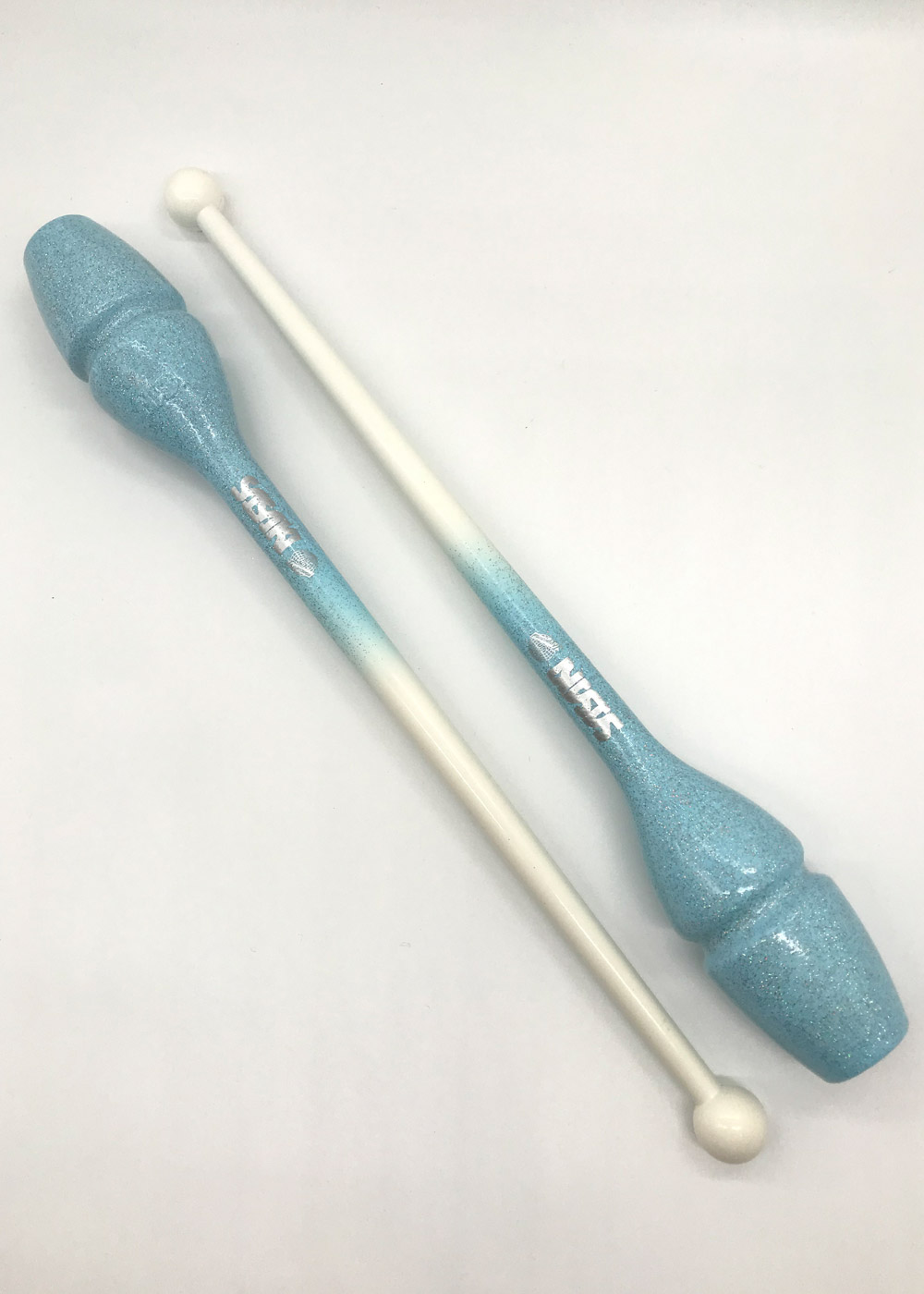 Булавы для гимнастики SASAKI NEW FIG M 34GH резина 44cm 150g White x SaxBlue (SC34GHx)
Булавы для гимнастики SASAKI NEW FIG M 34GH резина 44cm 150g White x SaxBlue (SC34GHx)