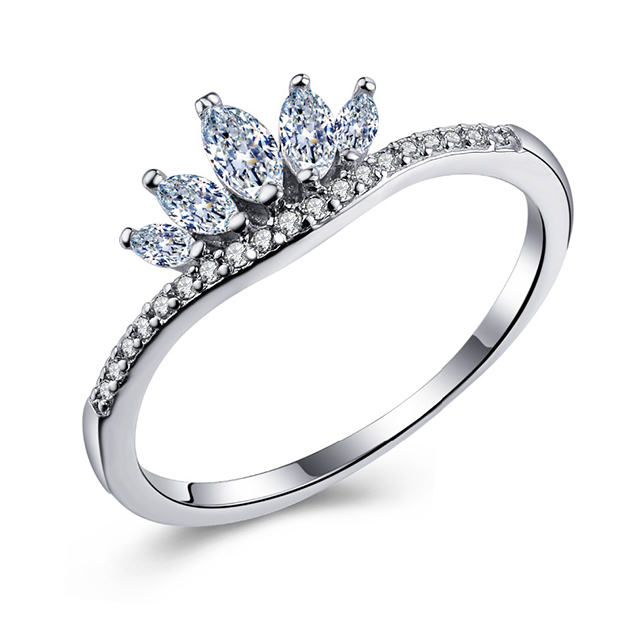 Женское кольцо Кристальная корона DiaDemaGrand 16.5 размер Серебряный с белым камнем (051648-sw-16.5)
Женское кольцо Кристальная корона DiaDemaGrand 16.5 размер Серебряный с белым камнем (051648-sw-16.5)