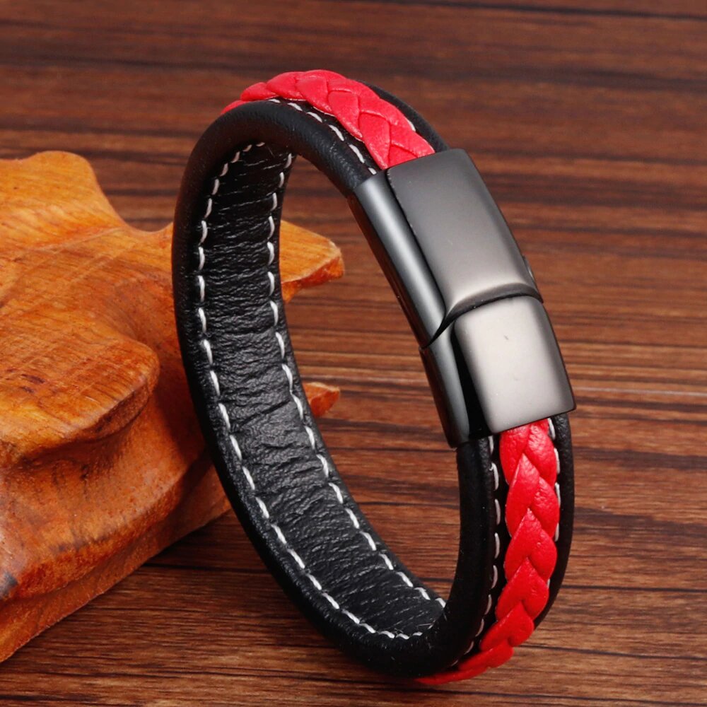Мужской кожаный браслет BroBand One черно-красный 21см (BB-ONE-BLACK-RED-21-M)
Мужской кожаный браслет BroBand One черно-красный 21см (BB-ONE-BLACK-RED-21-M)