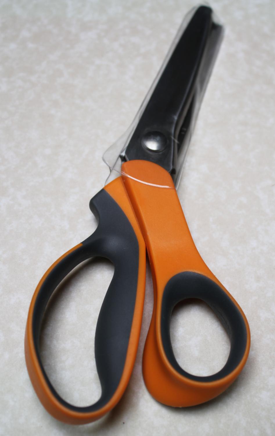 Ножницы Зигзаг 203 мм/8 дюймов, Чарівна Мить 1230
Ножницы Зигзаг 203 мм/8 дюймов, Чарівна Мить 1230