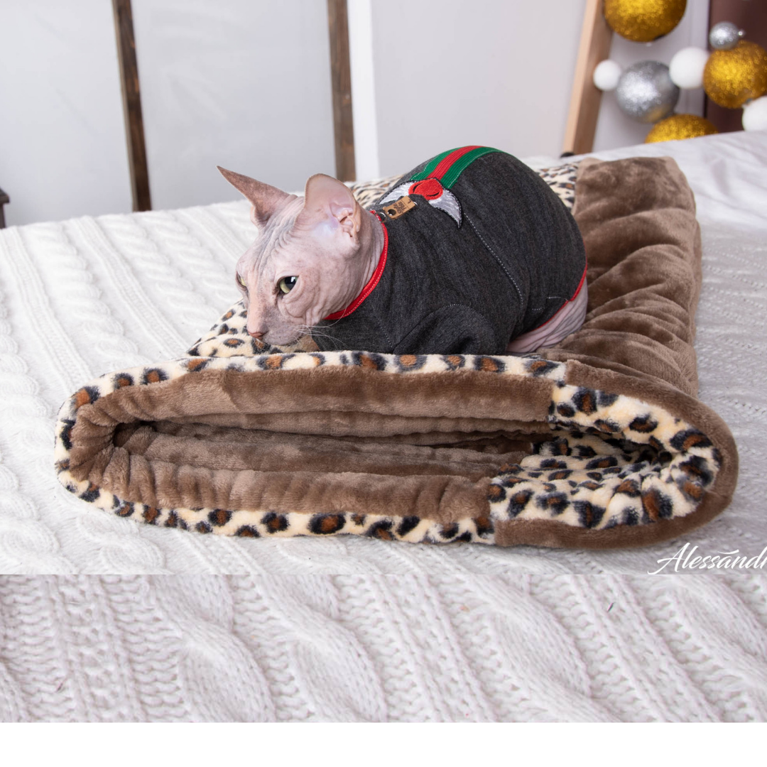 Дом - нора мешок для кошек и собак Style Pets (MM/ brown Leo ) размер M 50см на 50 см
Дом - нора мешок для кошек и собак Style Pets (MM/ brown Leo ) размер M 50см на 50 см
