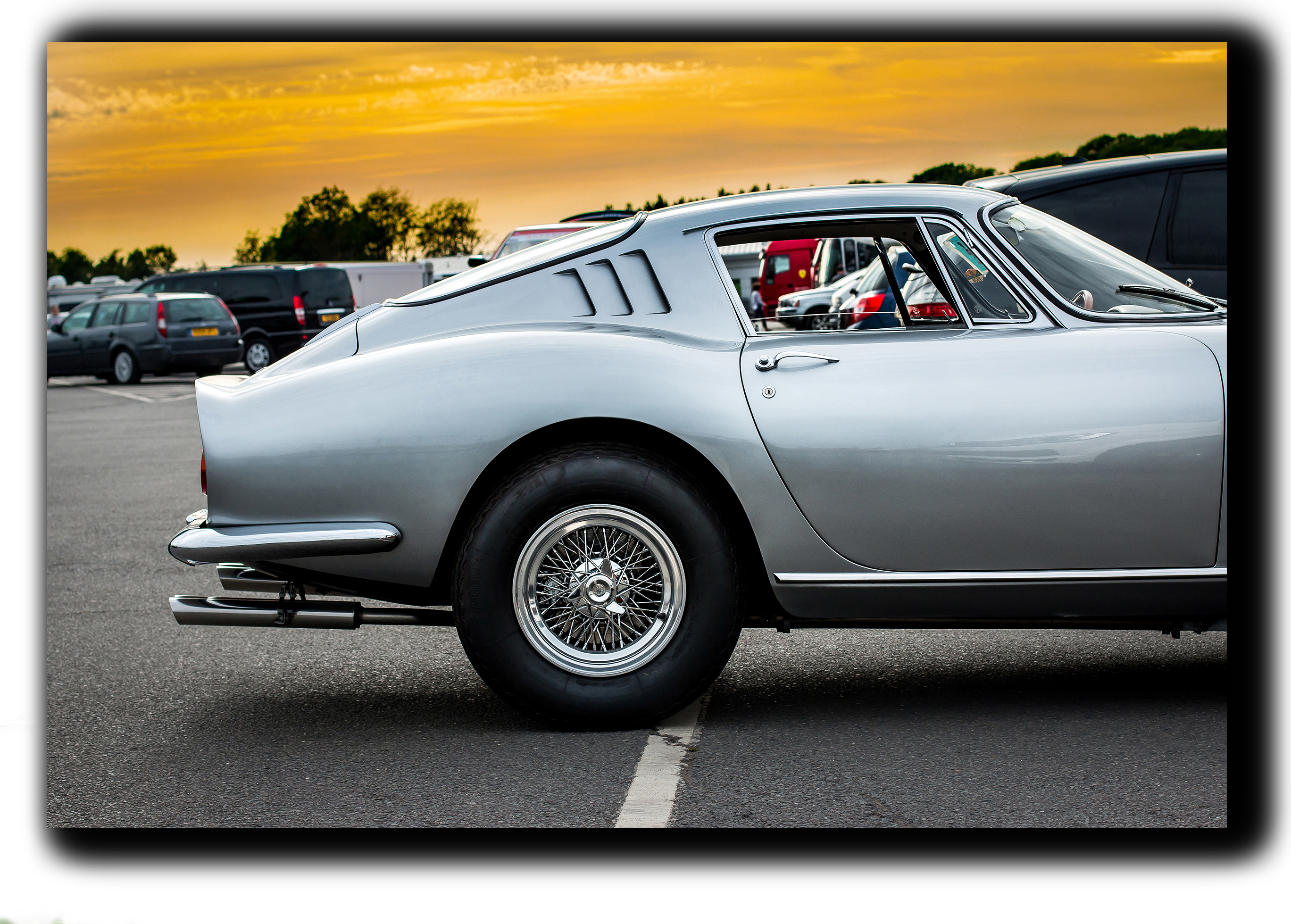 картина на холсте Ретро спорткар Ferrari 275 GTB гранд туризмо Hotel Arizona HD 69 см x 102 см
картина на холсте Ретро спорткар Ferrari 275 GTB гранд туризмо Hotel Arizona HD 69 см x 102 см