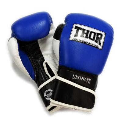 Боксерские перчатки THOR Ultimate 12oz Blue/Black/White (551/03(PU) B/BL/WH 12 oz.)
Боксерские перчатки THOR Ultimate 12oz Blue/Black/White (551/03(PU) B/BL/WH 12 oz.)