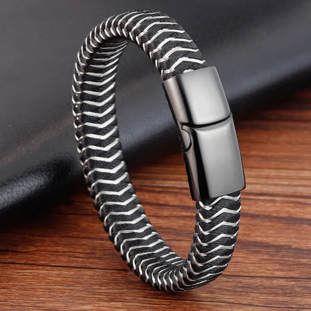 Женский кожаный браслет BroBand One line черно-серый 21см (BB-ONE-LINE-BLACK-SILVER-21-W)
Женский кожаный браслет BroBand One line черно-серый 21см (BB-ONE-LINE-BLACK-SILVER-21-W)