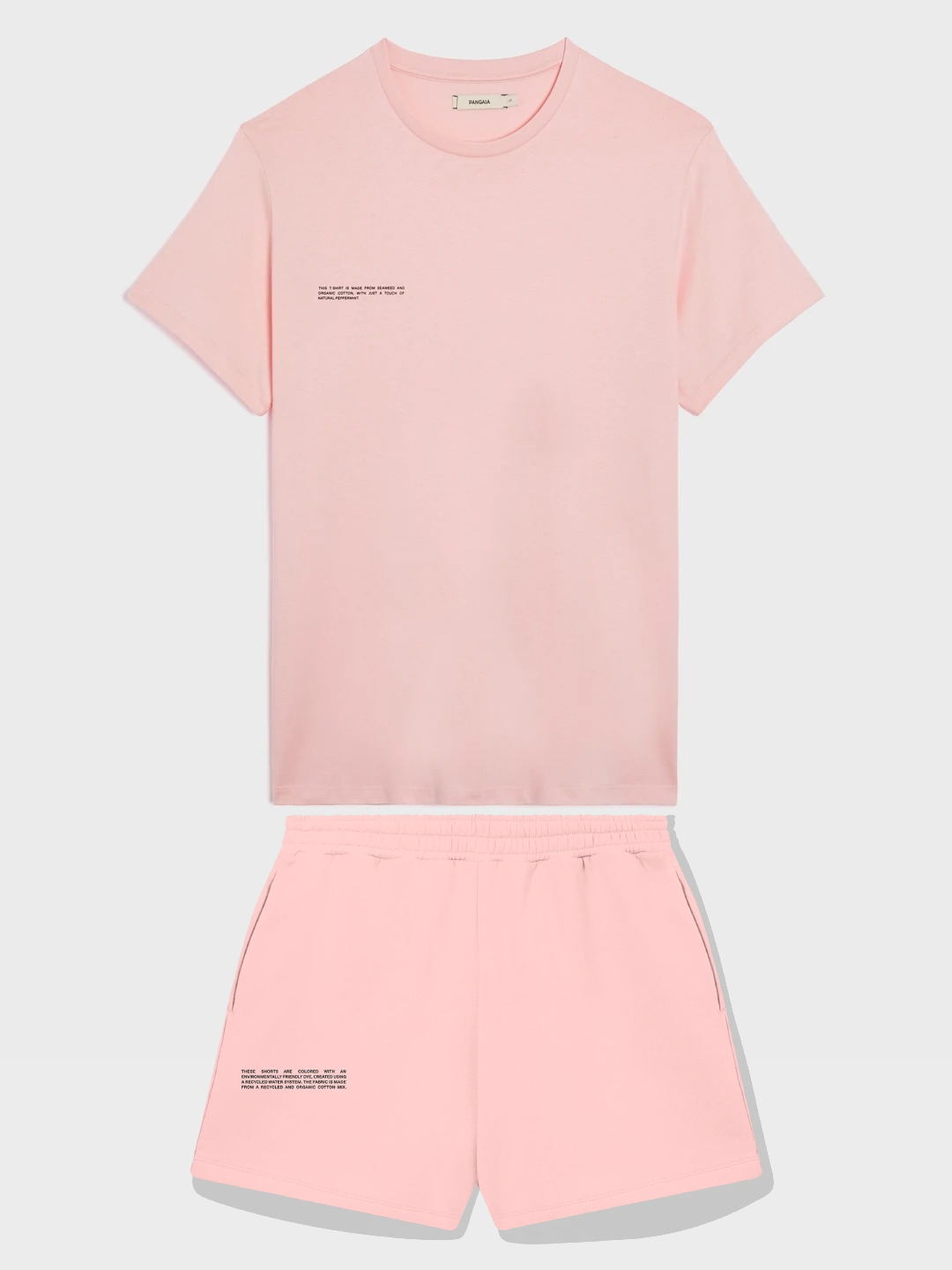 Облегченный женский oversized костюм (футболка и шорты) из органического хлопка The Pangaia Lightweight Organic Cotton Suit Rose Quartz пастельно-розовый XS
Облегченный женский oversized костюм (футболка и шорты) из органического хлопка The Pangaia Lightweight Organic Cotton Suit Rose Quartz пастельно-розовый XS