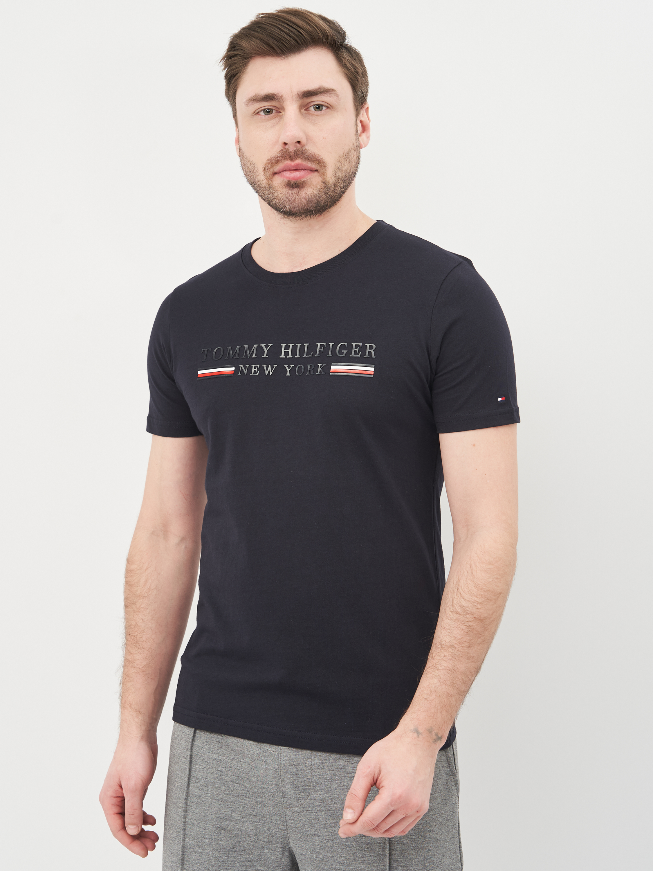Футболка Tommy Hilfiger 10580.1 (48) Темно-синяя, Футболка Tommy Hilfiger 10580.1 L (48) Темно-синяя
Футболка Tommy Hilfiger 10580.1 (48) Темно-синяя, Футболка Tommy Hilfiger 10580.1 L (48) Темно-синяя