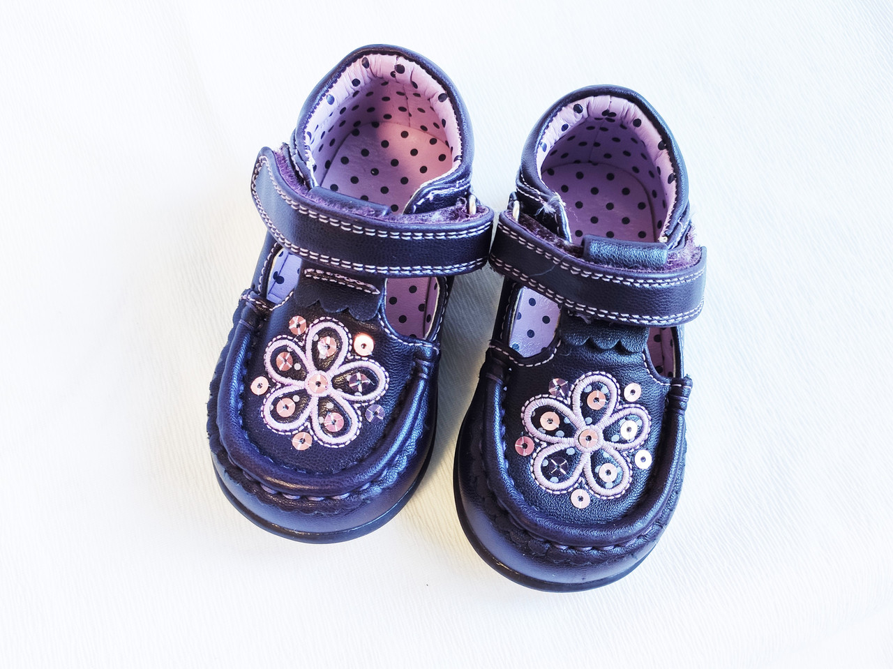 Туфли детские кожаные нарядные фиолетовые Mothercare (размер 18, UK3, EU19)
Туфли детские кожаные нарядные фиолетовые Mothercare (размер 18, UK3, EU19)