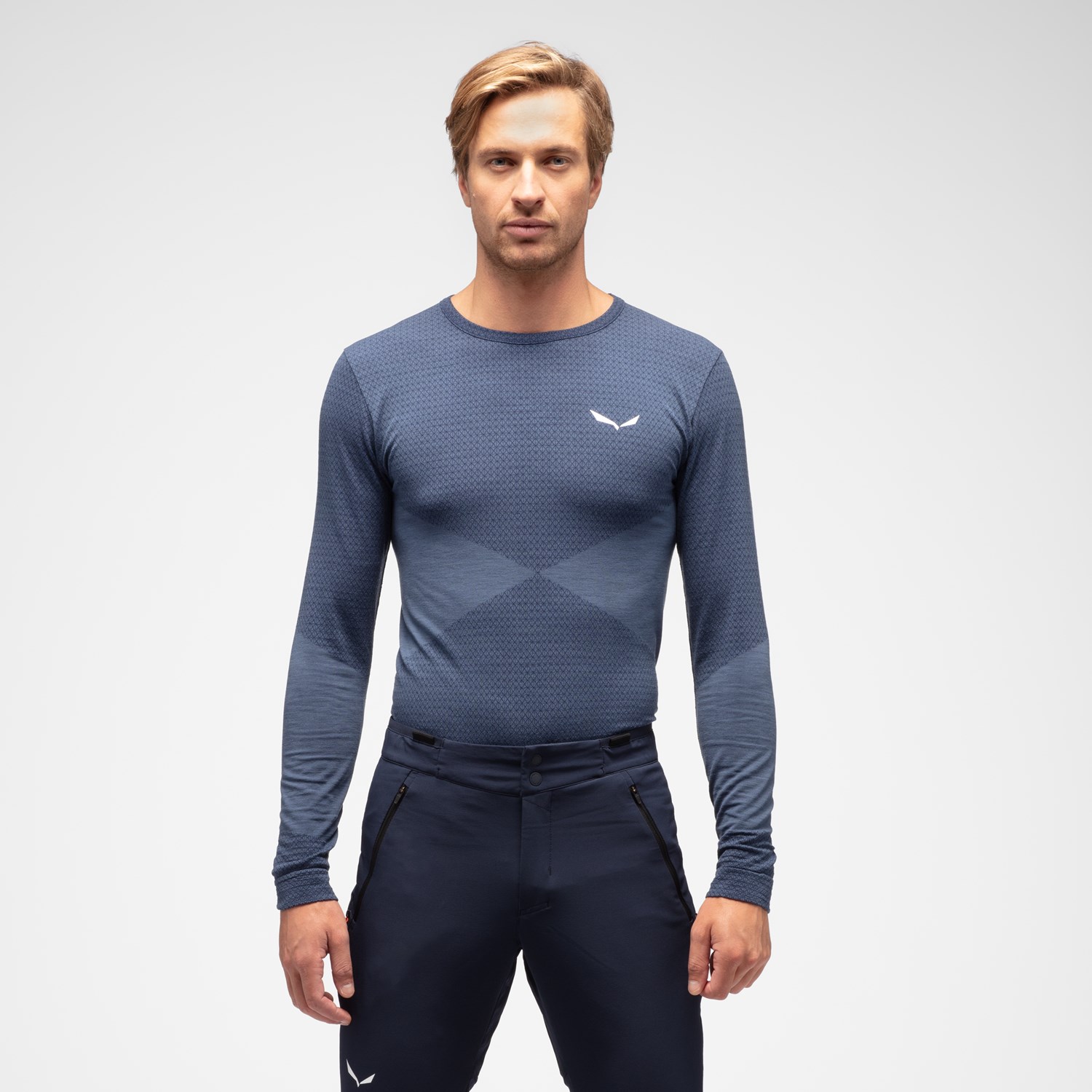 Термофутболка Salewa Zebru Responsive L/S Tee Men Серый темный холодный, Термофутболка Salewa Zebru Responsive L/S Tee Men XL Серый темный холодный
Термофутболка Salewa Zebru Responsive L/S Tee Men Серый темный холодный, Термофутболка Salewa Zebru Responsive L/S Tee Men XL Серый темный холодный