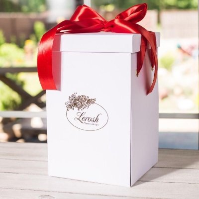 Подарочная коробка белая для розы в колбе Lerosh 27 см (SKL15-279591)
Подарочная коробка белая для розы в колбе Lerosh 27 см (SKL15-279591)