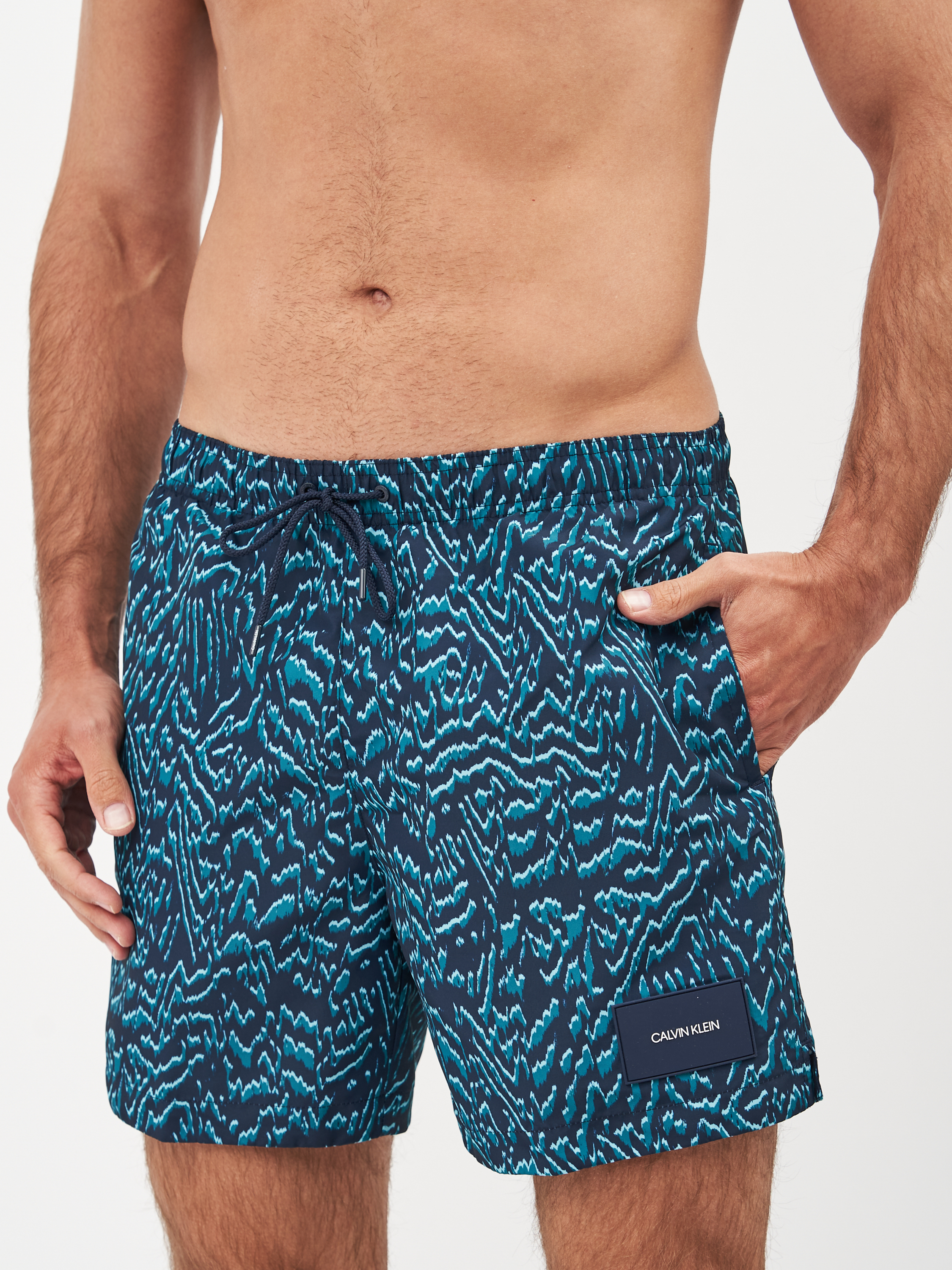Шорты для плавания Calvin Klein Underwear KM0KM00619-0GY XL Animal Print Black Iris
Шорты для плавания Calvin Klein Underwear KM0KM00619-0GY XL Animal Print Black Iris