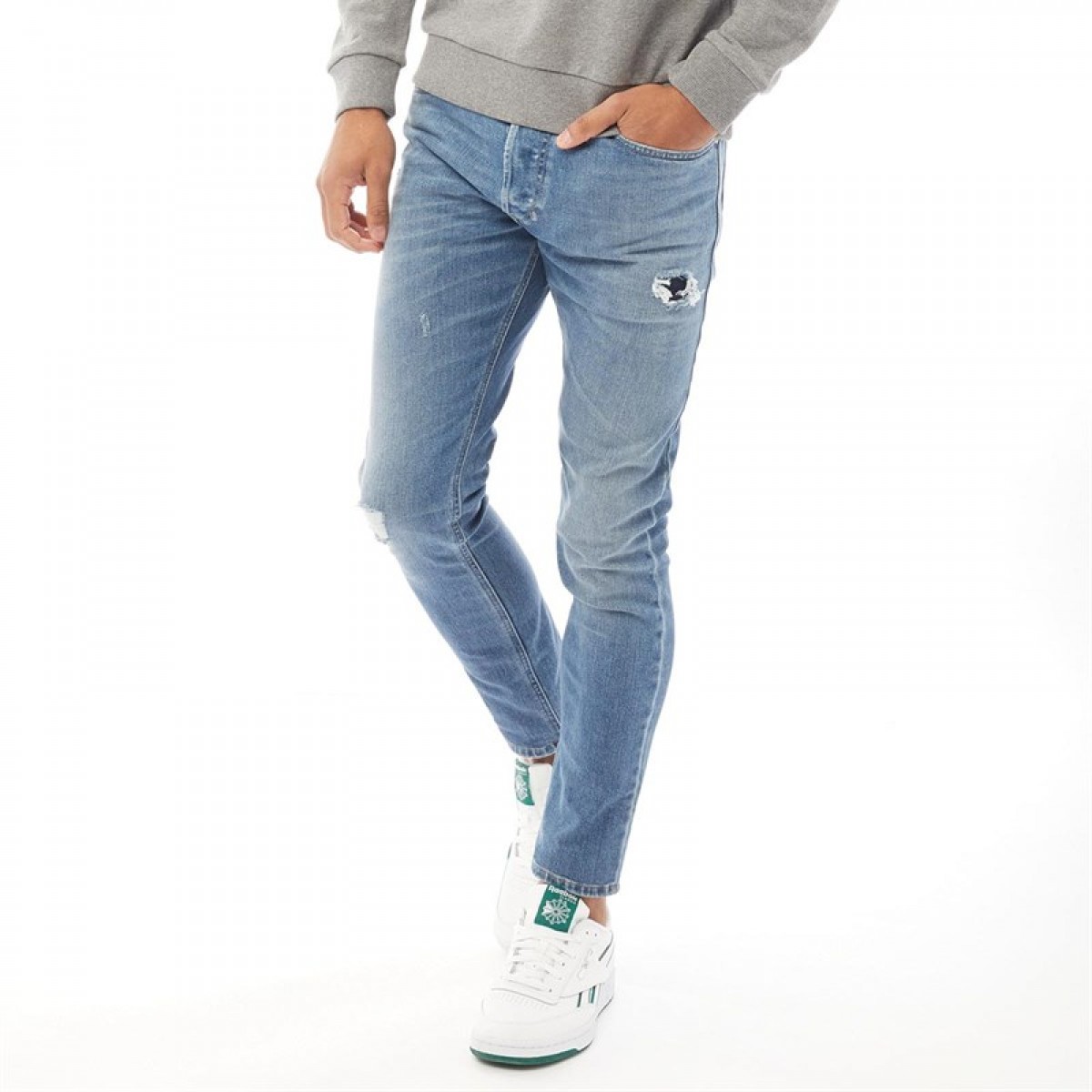 Джинсы Diesel Tepphar R30K9 Slim Carrot Fit Blue Faded Mid Blue, 29W 32L
Джинсы Diesel Tepphar R30K9 Slim Carrot Fit Blue Faded Mid Blue, 29W 32L