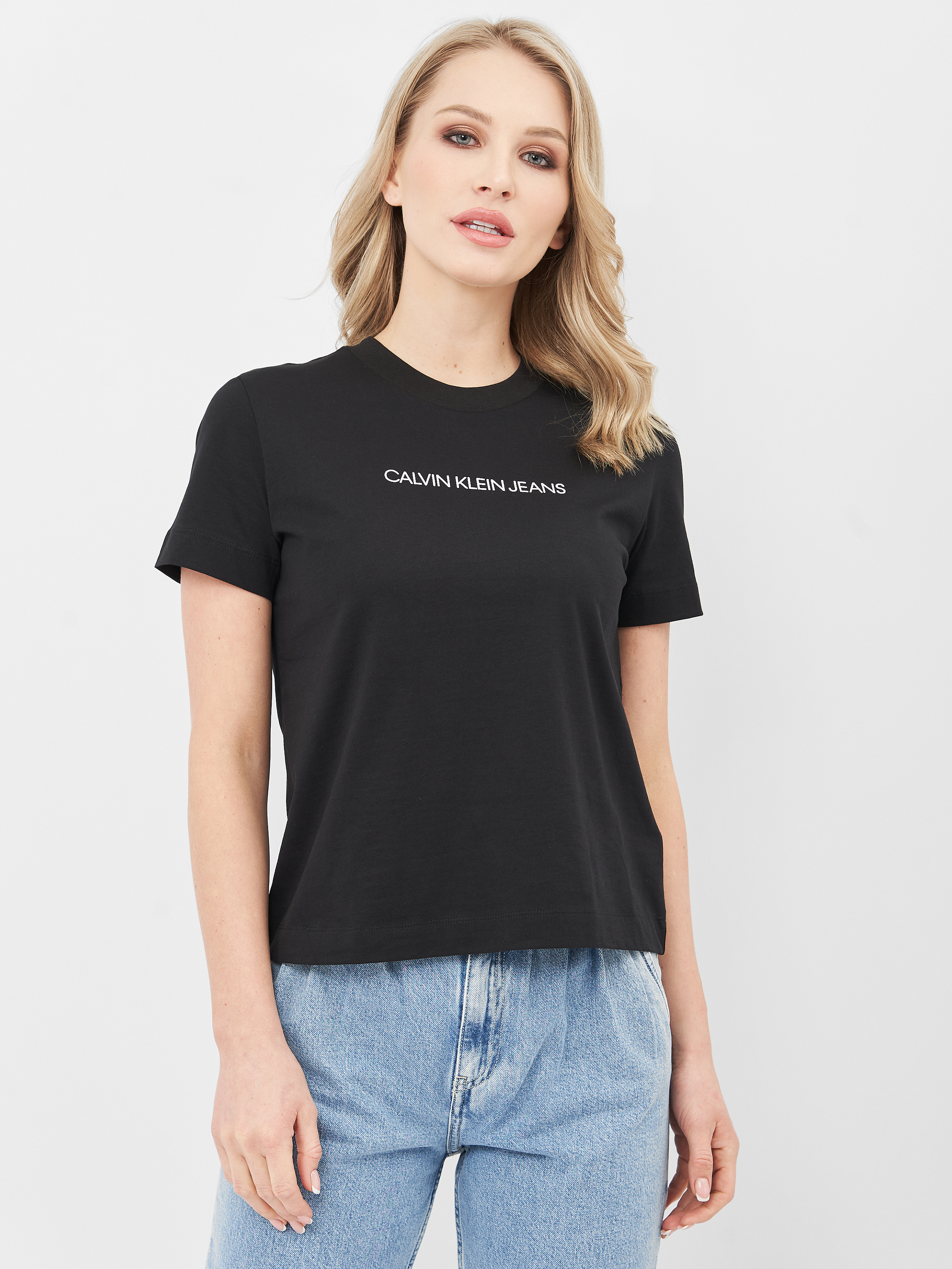 Футболка Calvin Klein Jeans Shrunken Institutional Tee J20J215322-BEH M Pvh Black
Футболка Calvin Klein Jeans Shrunken Institutional Tee J20J215322-BEH M Pvh Black