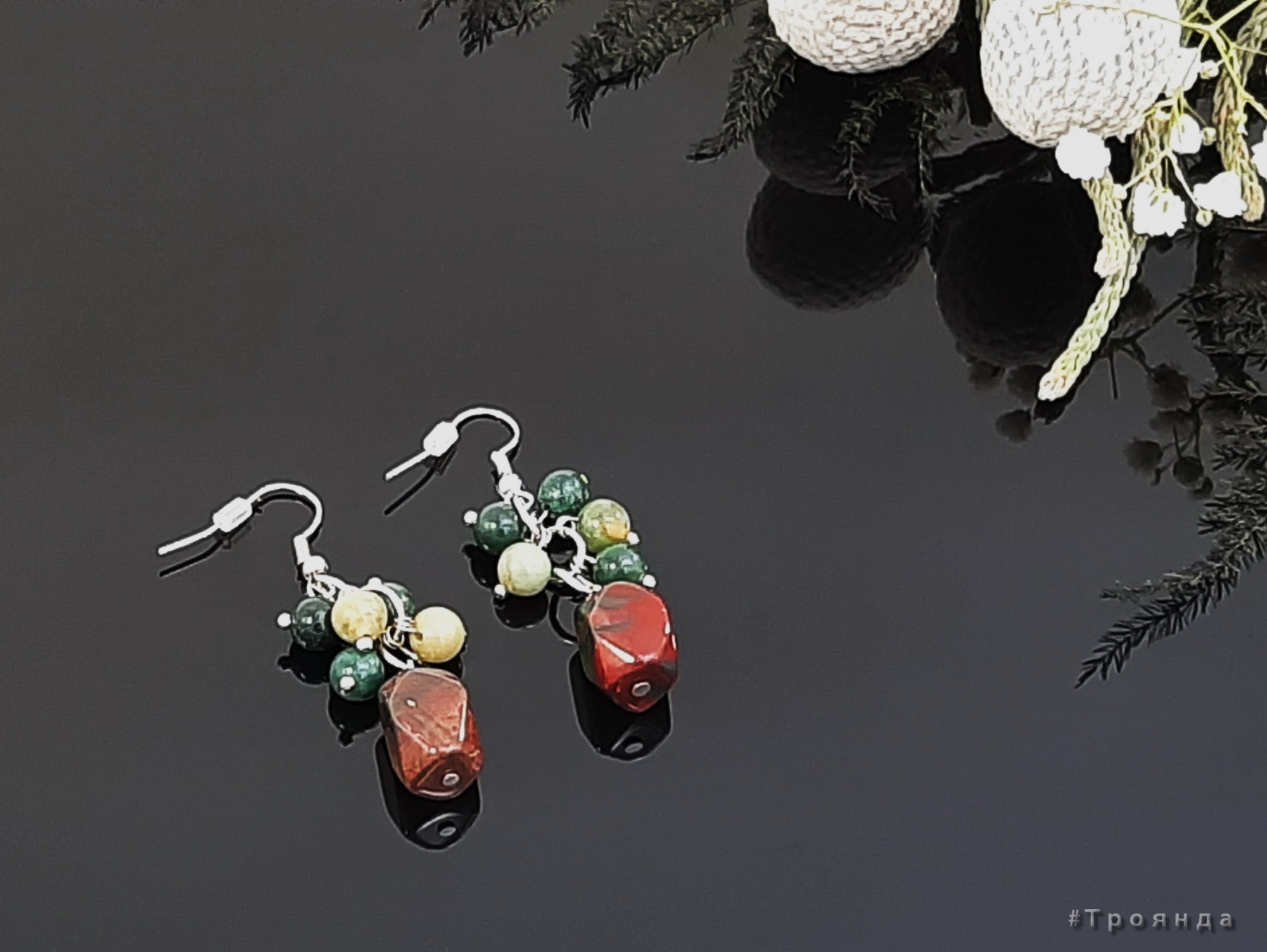 Серьги из натурального камня Яшма индийская длина 4 см цвет бордово-коричневый с зеленым
Серьги из натурального камня Яшма индийская длина 4 см цвет бордово-коричневый с зеленым