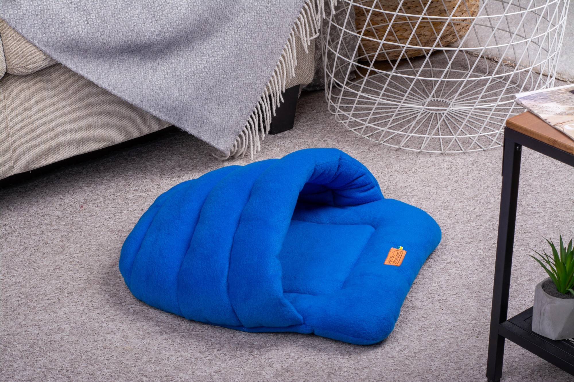 Лежак (спальное место) для котов и собак Pets Lounge Slipper Dark Blue, 50х45 см
Лежак (спальное место) для котов и собак Pets Lounge Slipper Dark Blue, 50х45 см