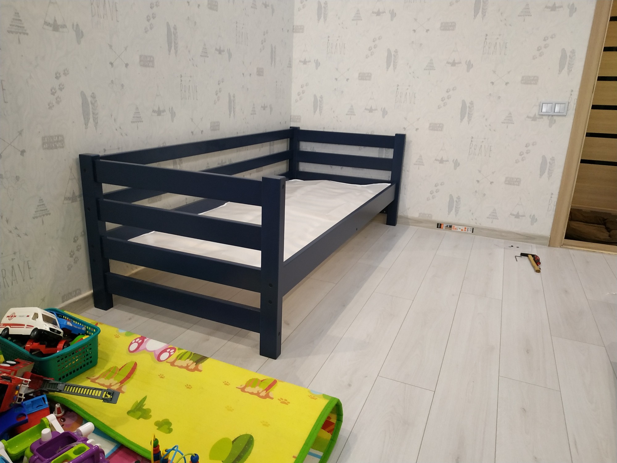 Кровать односпальная тахта RainbowDream Томас 80х200 см синий массив ольхи, без ящиков
Кровать односпальная тахта RainbowDream Томас 80х200 см синий массив ольхи, без ящиков