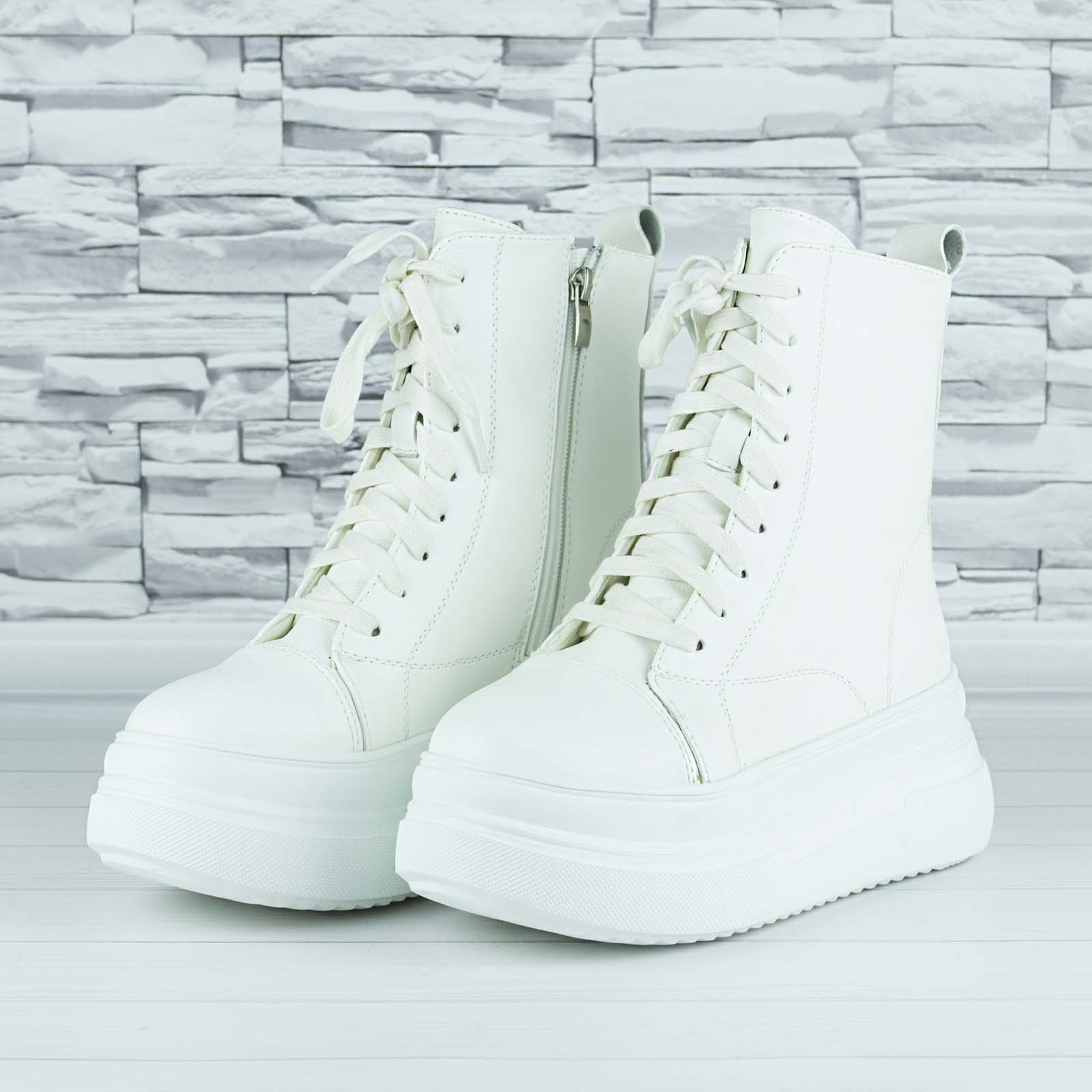 Ботинки женские зимние на шнурках и молнии Violeta 166-7 white 39р (25 см) белые экокожа b-465
Ботинки женские зимние на шнурках и молнии Violeta 166-7 white 39р (25 см) белые экокожа b-465