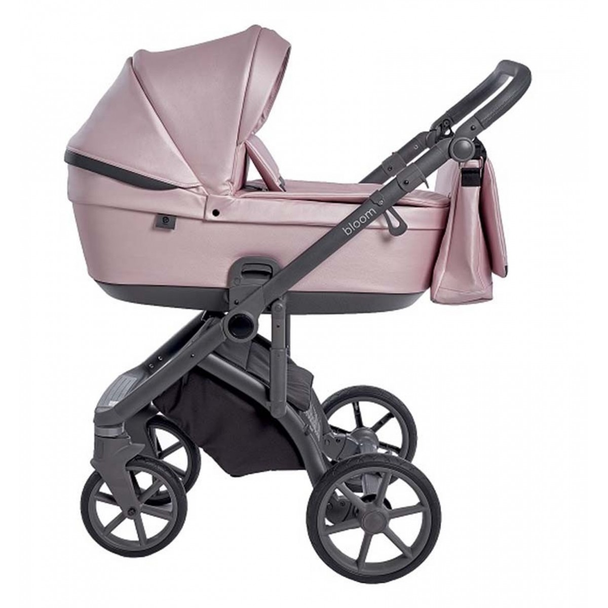 Коляска универсальная 2 в 1 Roan Bloom Pink Pearl с багажной корзиной и двойной амортизацией + сумка для мамы
Коляска универсальная 2 в 1 Roan Bloom Pink Pearl с багажной корзиной и двойной амортизацией + сумка для мамы