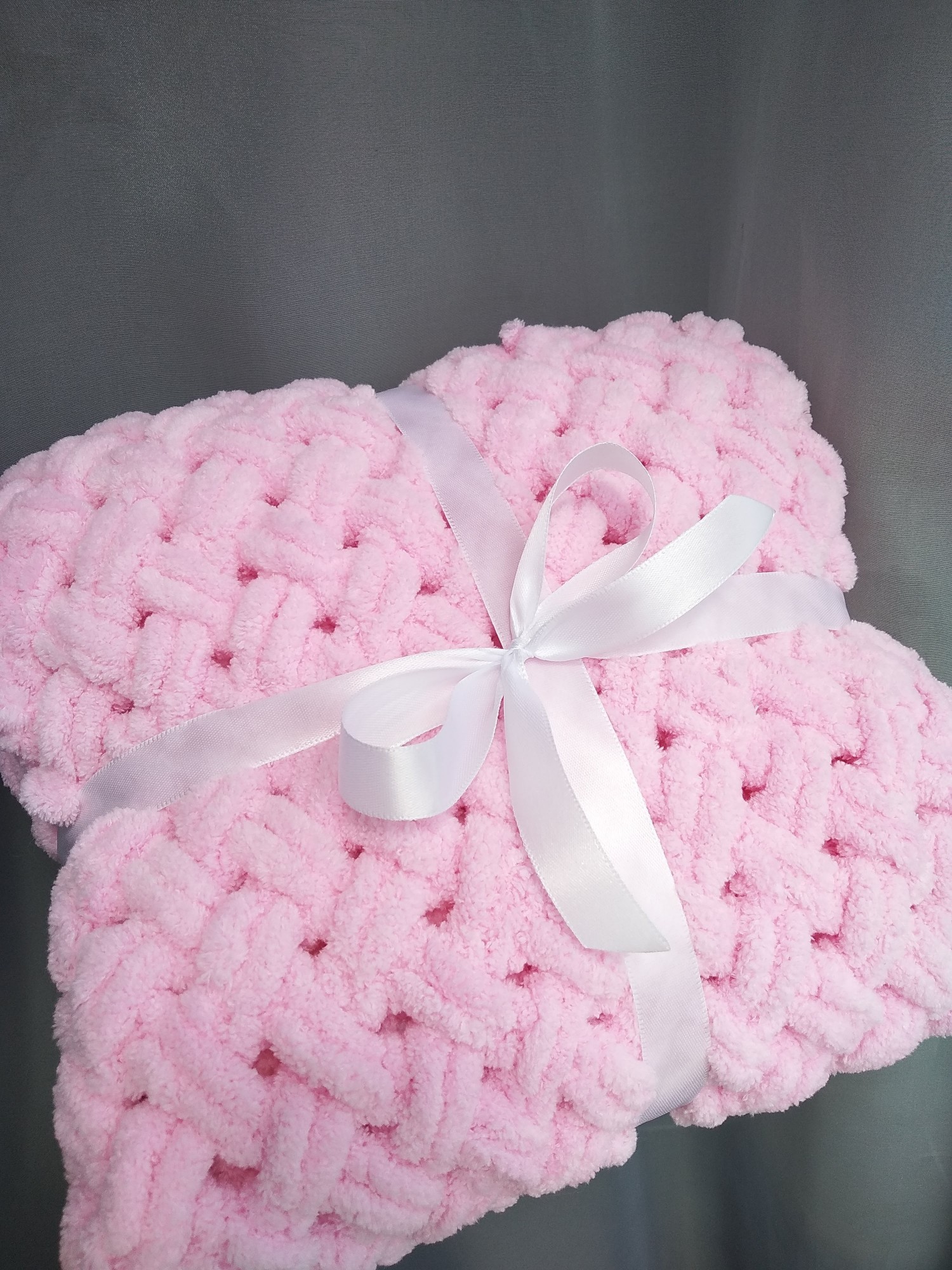 Плед детский MamBaby из плюшевой гипоаллергенной пряжи премиум класса Alize puffy 100х100 см. Розовый
Плед детский MamBaby из плюшевой гипоаллергенной пряжи премиум класса Alize puffy 100х100 см. Розовый