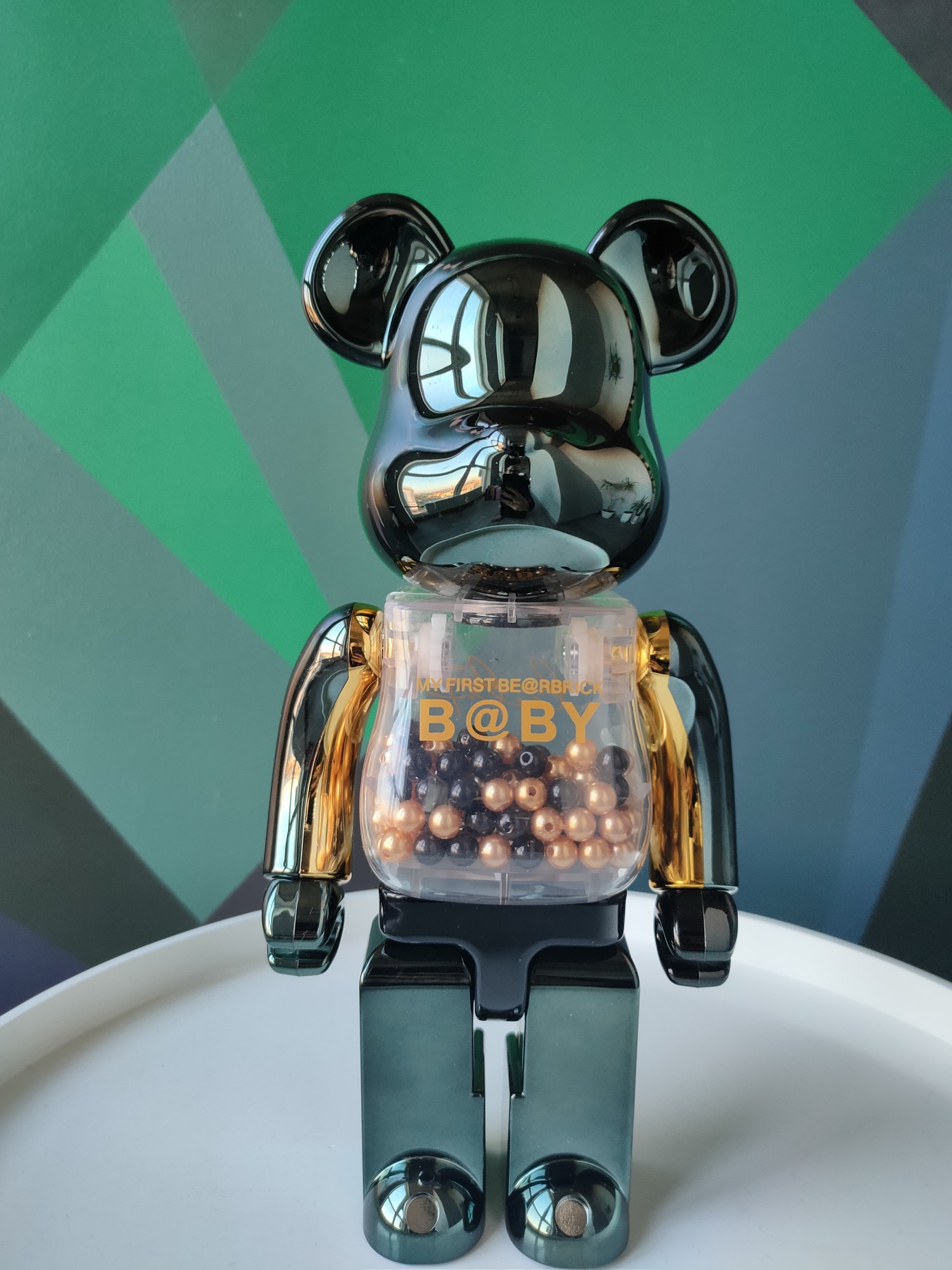 Дизайнерская игровая фигура Беабрик Bearbrick My first b@by innersect black&gold 400% 28 см (117)
Дизайнерская игровая фигура Беабрик Bearbrick My first b@by innersect black&gold 400% 28 см (117)