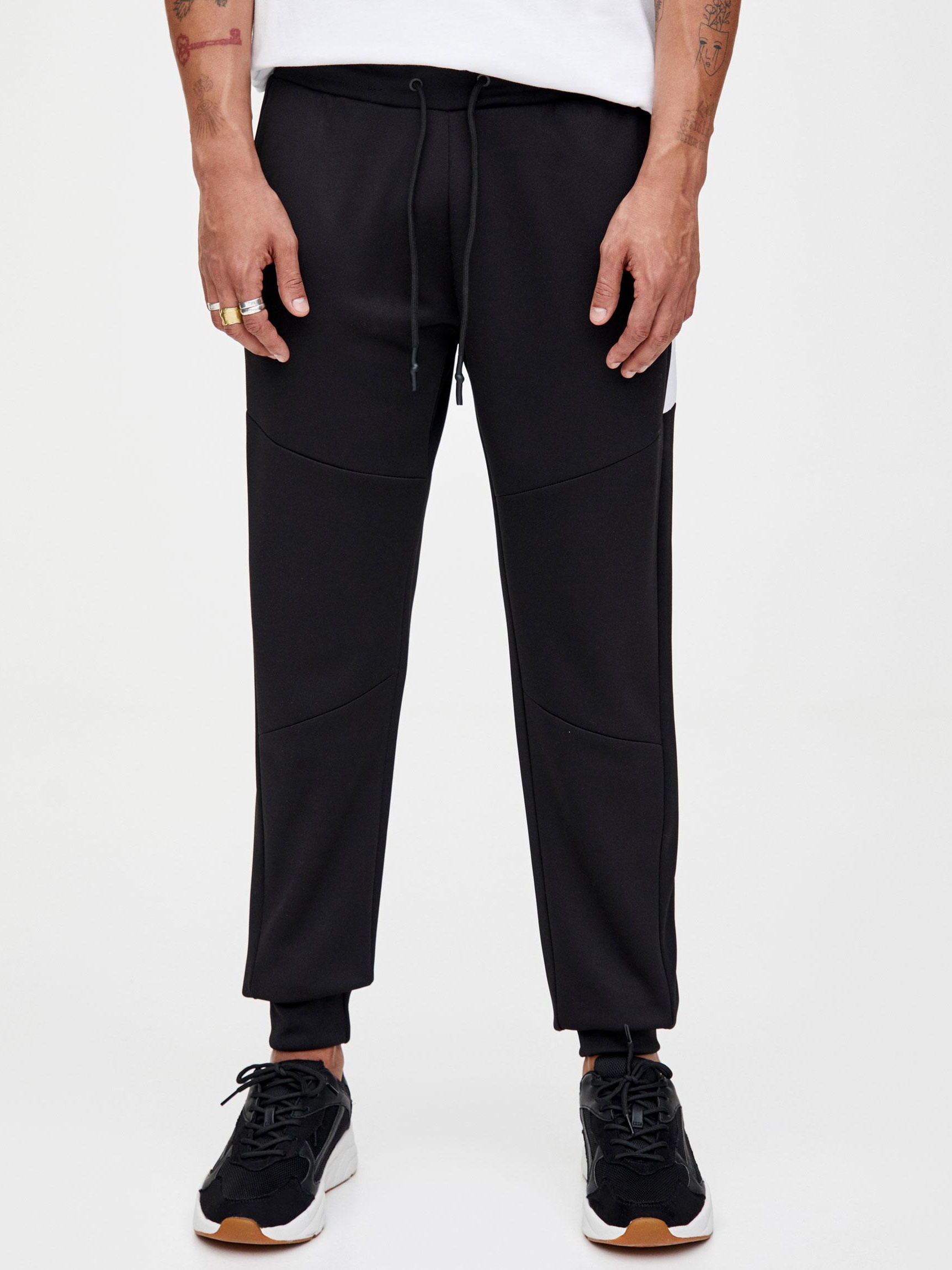 Спортивные штаны Pull & Bear 9670/517/800-AAAD Черные, Спортивные штаны Pull & Bear 9670/517/800-AAAD L Черные
Спортивные штаны Pull & Bear 9670/517/800-AAAD Черные, Спортивные штаны Pull & Bear 9670/517/800-AAAD L Черные
