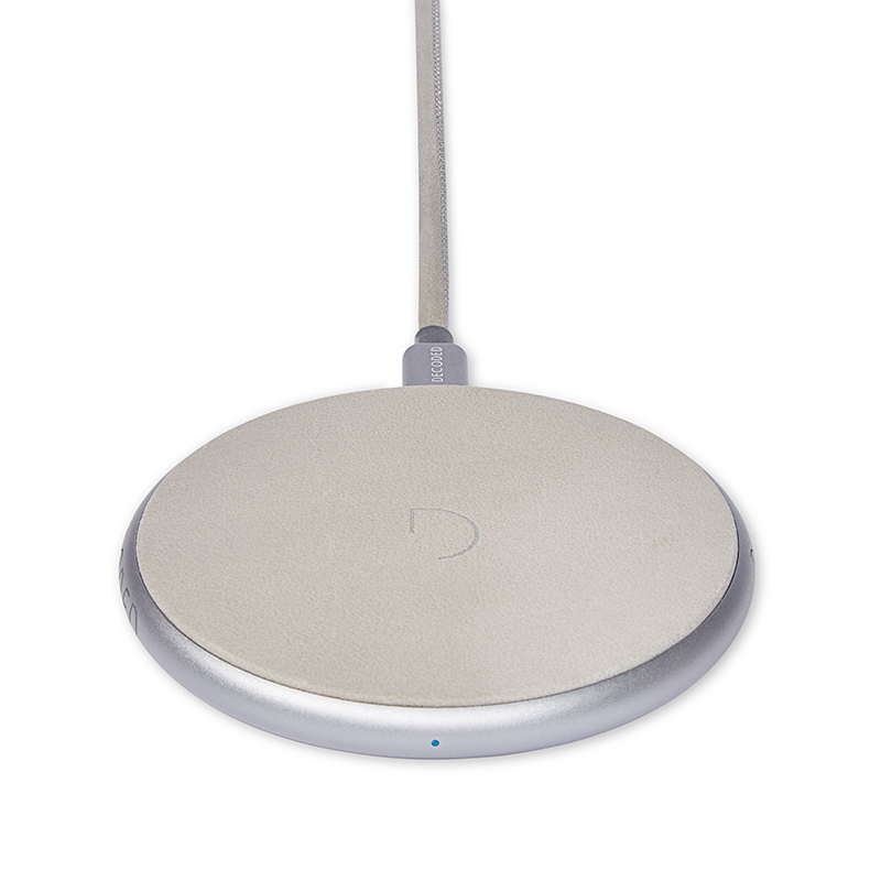 Беспроводное зарядное устройство Decoded Wireless 10W (7.5W) Silver Metal/Grey Leather
Беспроводное зарядное устройство Decoded Wireless 10W (7.5W) Silver Metal/Grey Leather