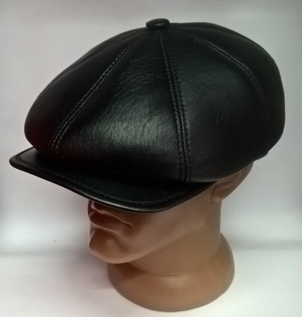 Кепка мужская (восьмиклинка) из кожи (овца) с отворотом на флисе черный 2101/1c Эллипс, Размер 60
Кепка мужская (восьмиклинка) из кожи (овца) с отворотом на флисе черный 2101/1c Эллипс, Размер 60