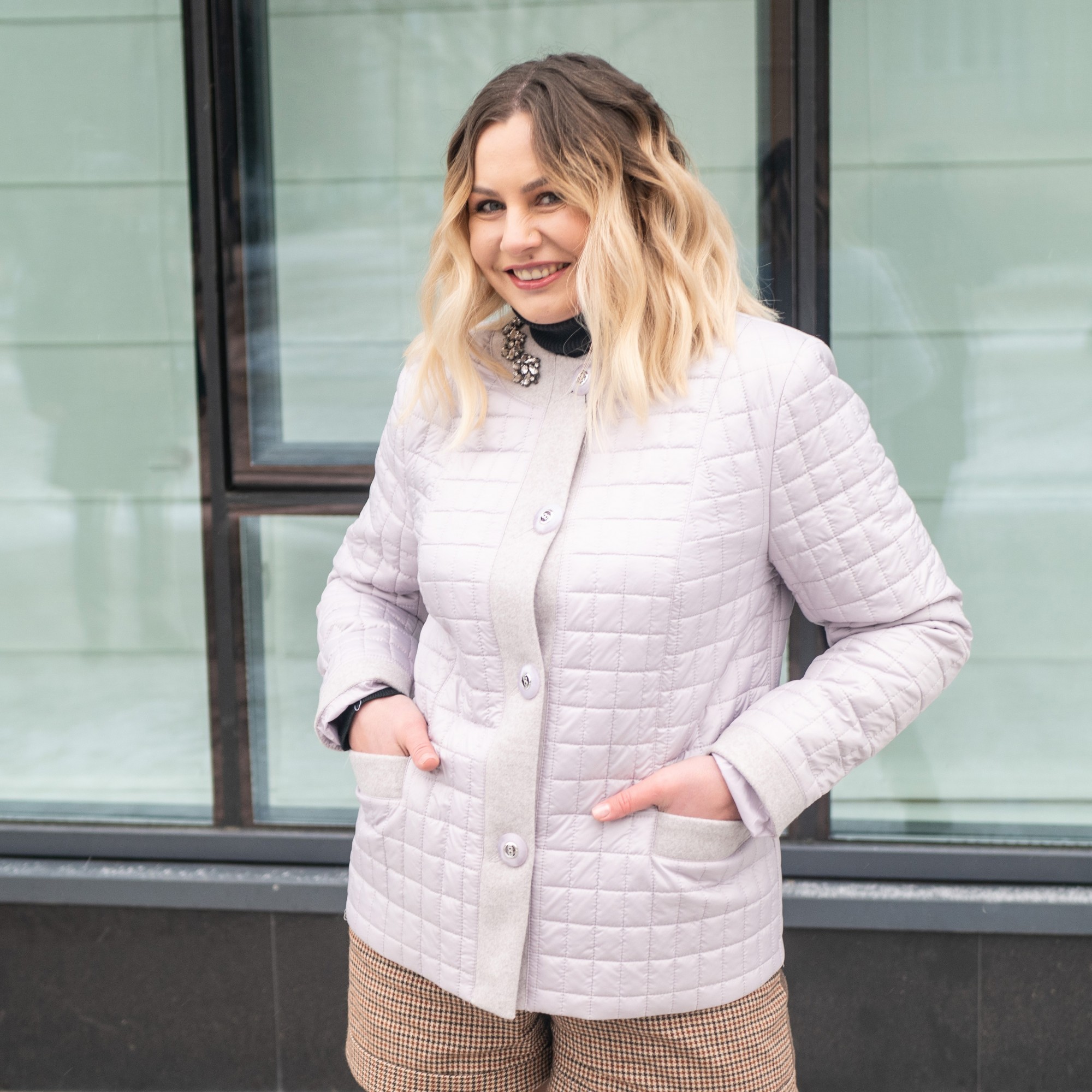 Женская весенняя куртка большого размера UF-fashion Glamur kurtka -ad жемчужный, Женская весенняя куртка большого размера UF-fashion Glamur kurtka -ad 54 жемчужный
Женская весенняя куртка большого размера UF-fashion Glamur kurtka -ad жемчужный, Женская весенняя куртка большого размера UF-fashion Glamur kurtka -ad 54 жемчужный