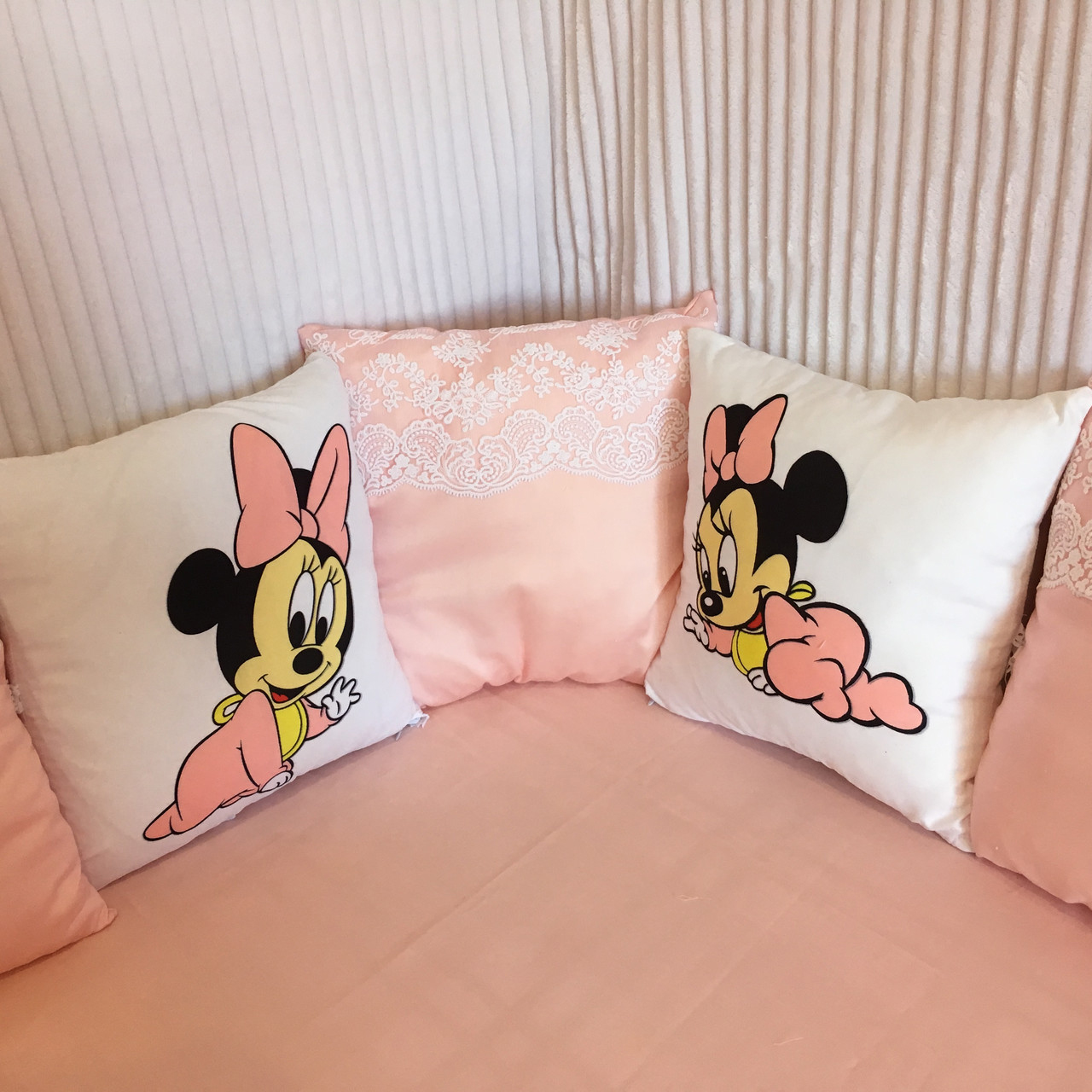 Бортики-подушки Солодкий сон Микки-Маус 7шт. (SD86)
Бортики-подушки Солодкий сон Микки-Маус 7шт. (SD86)