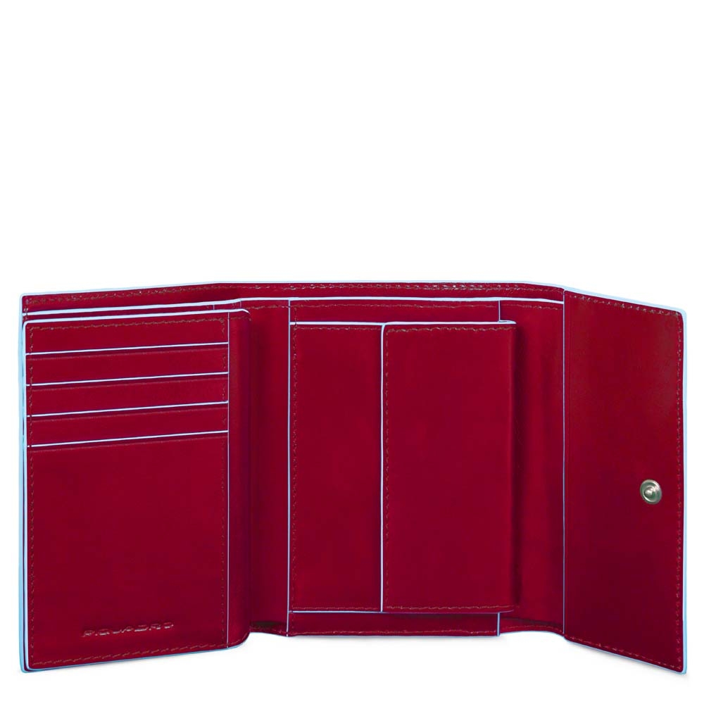 Портмоне Piquadro BL SQUARE/Red верт. с отдел. для 12 кред.карт с RFID защитой (12,5x9x2,5) PD4145B2R_R
Портмоне Piquadro BL SQUARE/Red верт. с отдел. для 12 кред.карт с RFID защитой (12,5x9x2,5) PD4145B2R_R