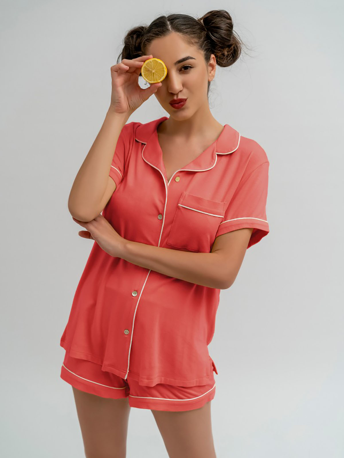 Пижама Elli Candy Pop (блузка и шорты) коралловая, Пижама Elli Candy Pop (блузка и шорты) коралловая S
Пижама Elli Candy Pop (блузка и шорты) коралловая, Пижама Elli Candy Pop (блузка и шорты) коралловая S