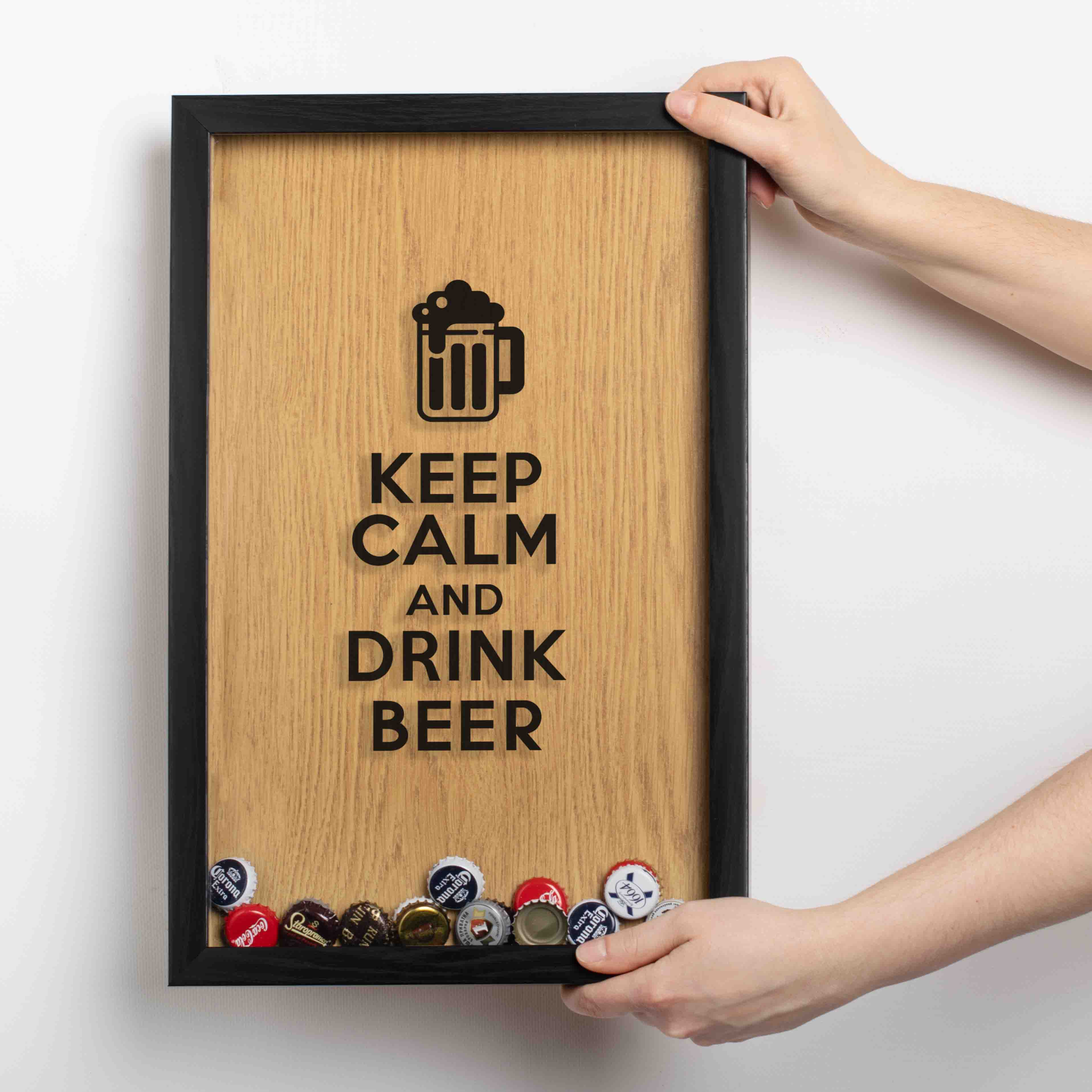 Рамка-копилка для пивных крышек "Keep calm and drink beer" BeriDari (7710) black-brown
Рамка-копилка для пивных крышек "Keep calm and drink beer" BeriDari (7710) black-brown
