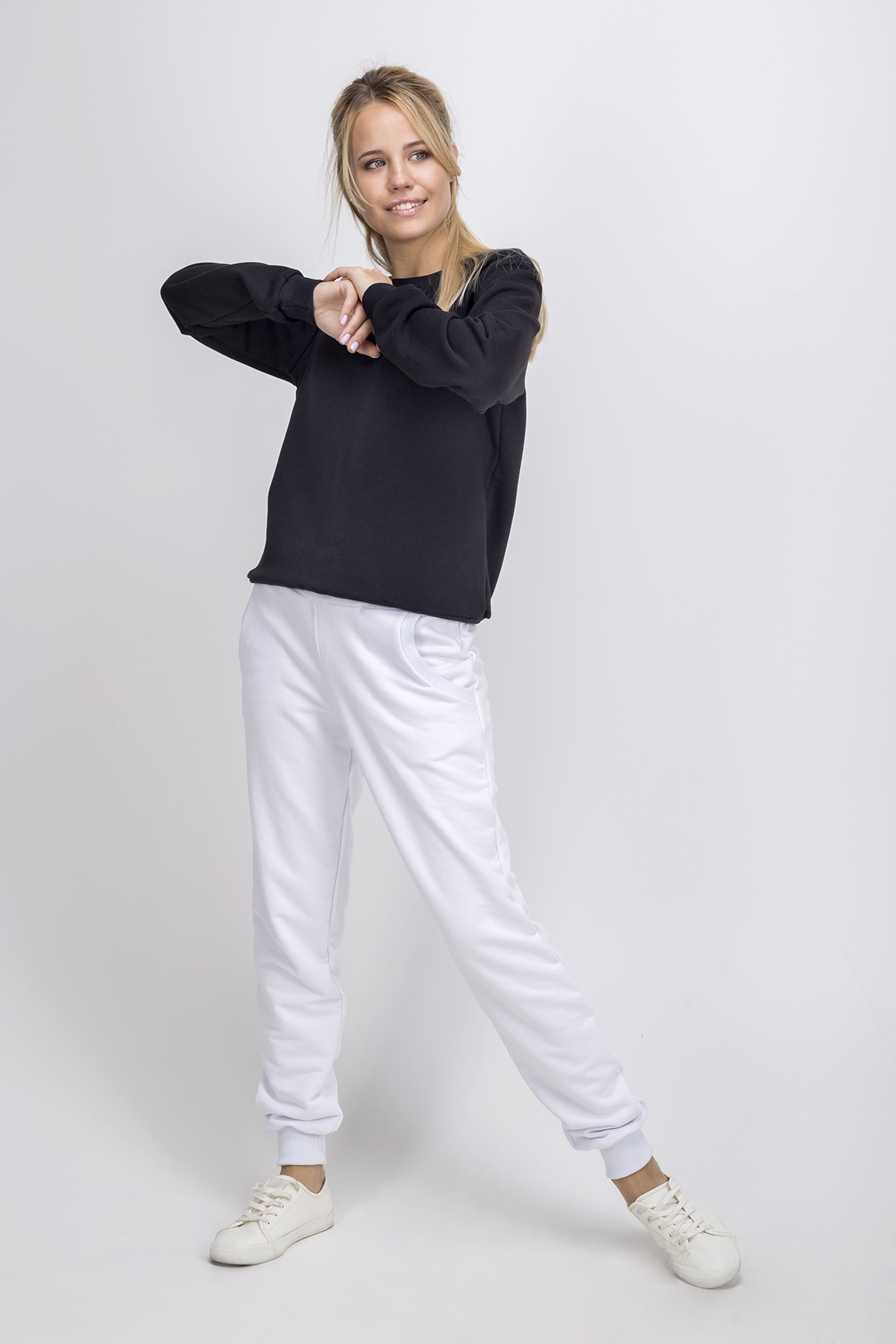 Свитшот OLDISEN женский Oldisen “Базовый -Класcик”-3 – Черный, M | 44-46 OSK-012-M
Свитшот OLDISEN женский Oldisen “Базовый -Класcик”-3 – Черный, M | 44-46 OSK-012-M