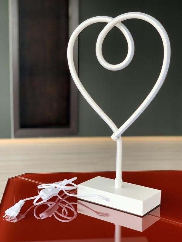 Дизайнерский декоративный настольный LED светильник ночник лампа Сердце Heart 50 см Белый
Дизайнерский декоративный настольный LED светильник ночник лампа Сердце Heart 50 см Белый