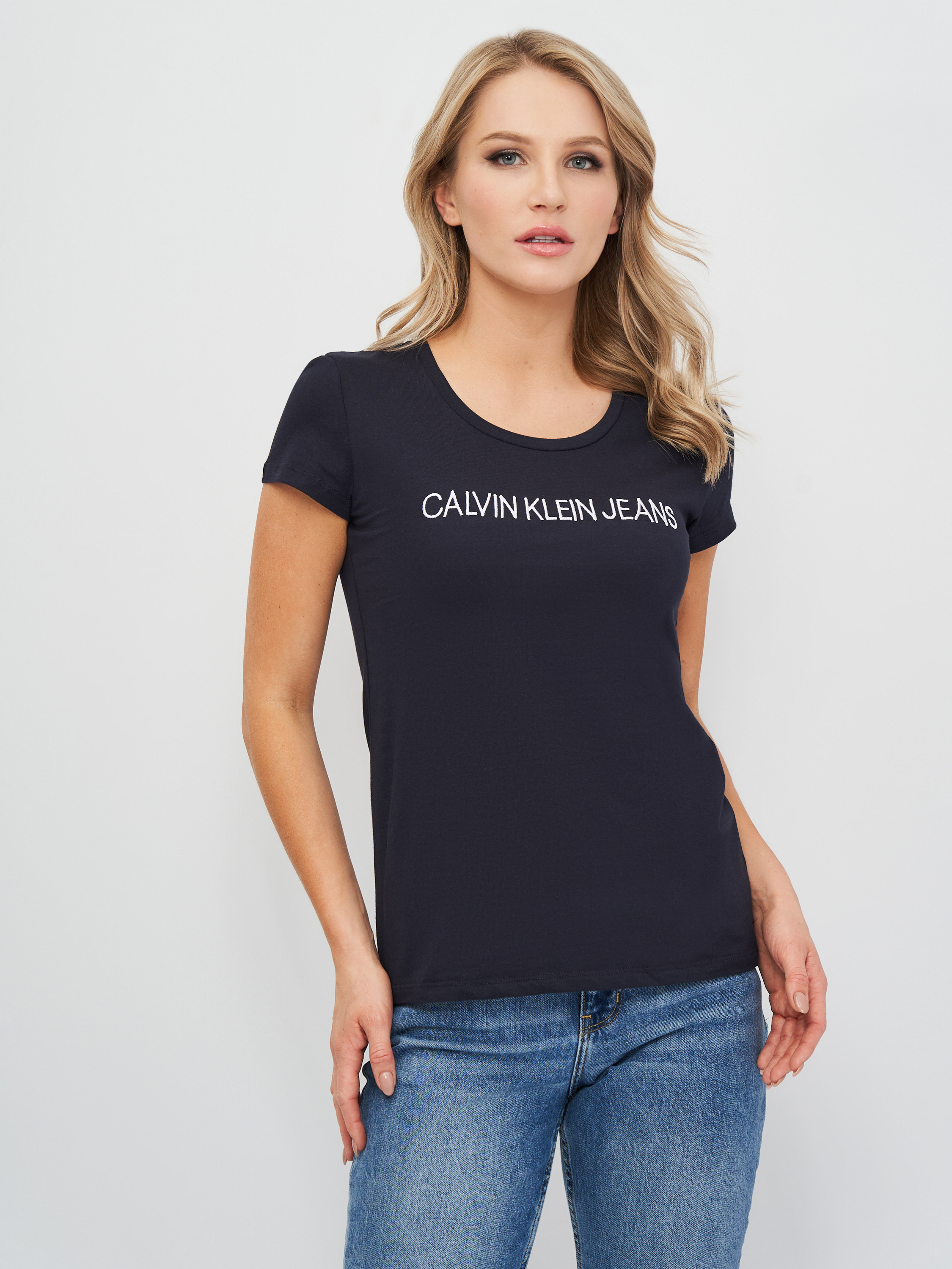 Футболка Calvin Klein Jeans 10742.2 (42) Темно-синяя, Футболка Calvin Klein Jeans 10742.2 S (42) Темно-синяя
Футболка Calvin Klein Jeans 10742.2 (42) Темно-синяя, Футболка Calvin Klein Jeans 10742.2 S (42) Темно-синяя