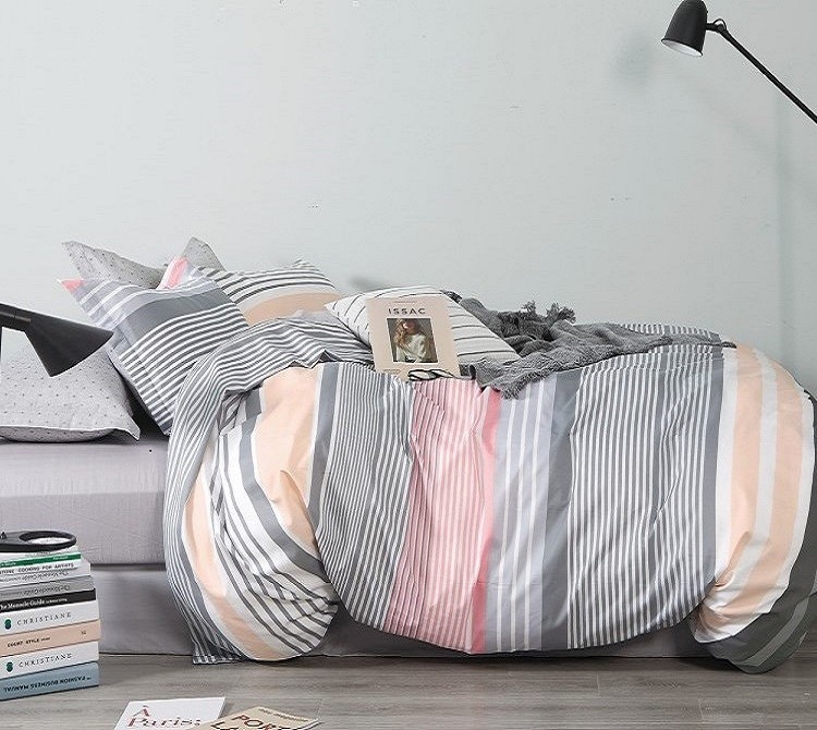 Комплект постельного белья Эмили CottonTwill Семейный 220х250 см Сатин Premium (SP055-6)
Комплект постельного белья Эмили CottonTwill Семейный 220х250 см Сатин Premium (SP055-6)