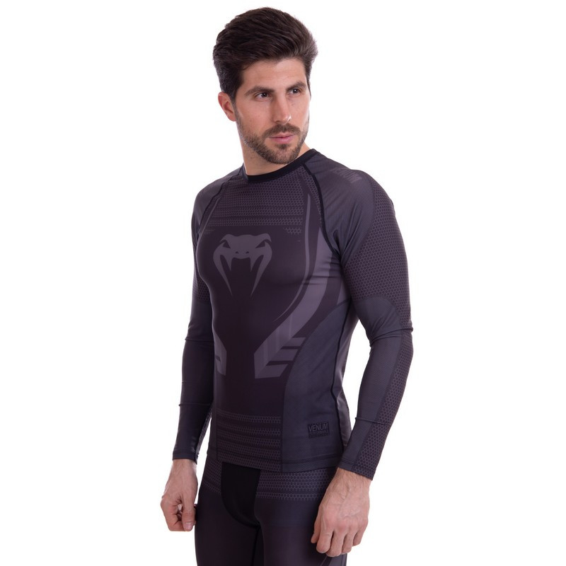 Рашгард мужской с длинным рукавом Venum Technical Heroe 8137 размер (48-50) Black-Grey, Рашгард мужской с длинным рукавом Venum Technical Heroe 8137 размер XL (48-50) Black-Grey
Рашгард мужской с длинным рукавом Venum Technical Heroe 8137 размер (48-50) Black-Grey, Рашгард мужской с длинным рукавом Venum Technical Heroe 8137 размер XL (48-50) Black-Grey