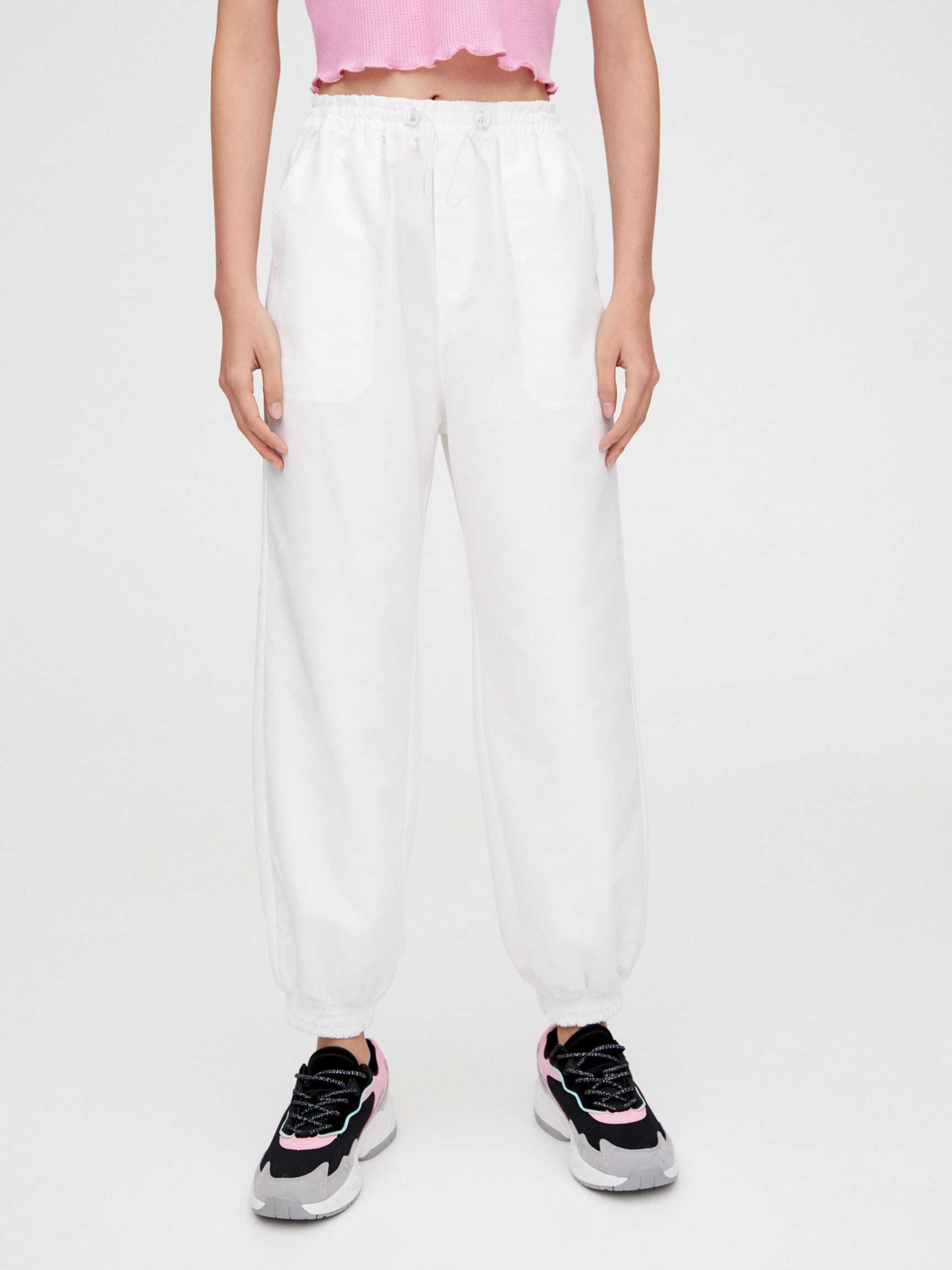 Брюки Pull & Bear 09671326250 Белые, Брюки Pull & Bear 09671326250 S Белые
Брюки Pull & Bear 09671326250 Белые, Брюки Pull & Bear 09671326250 S Белые